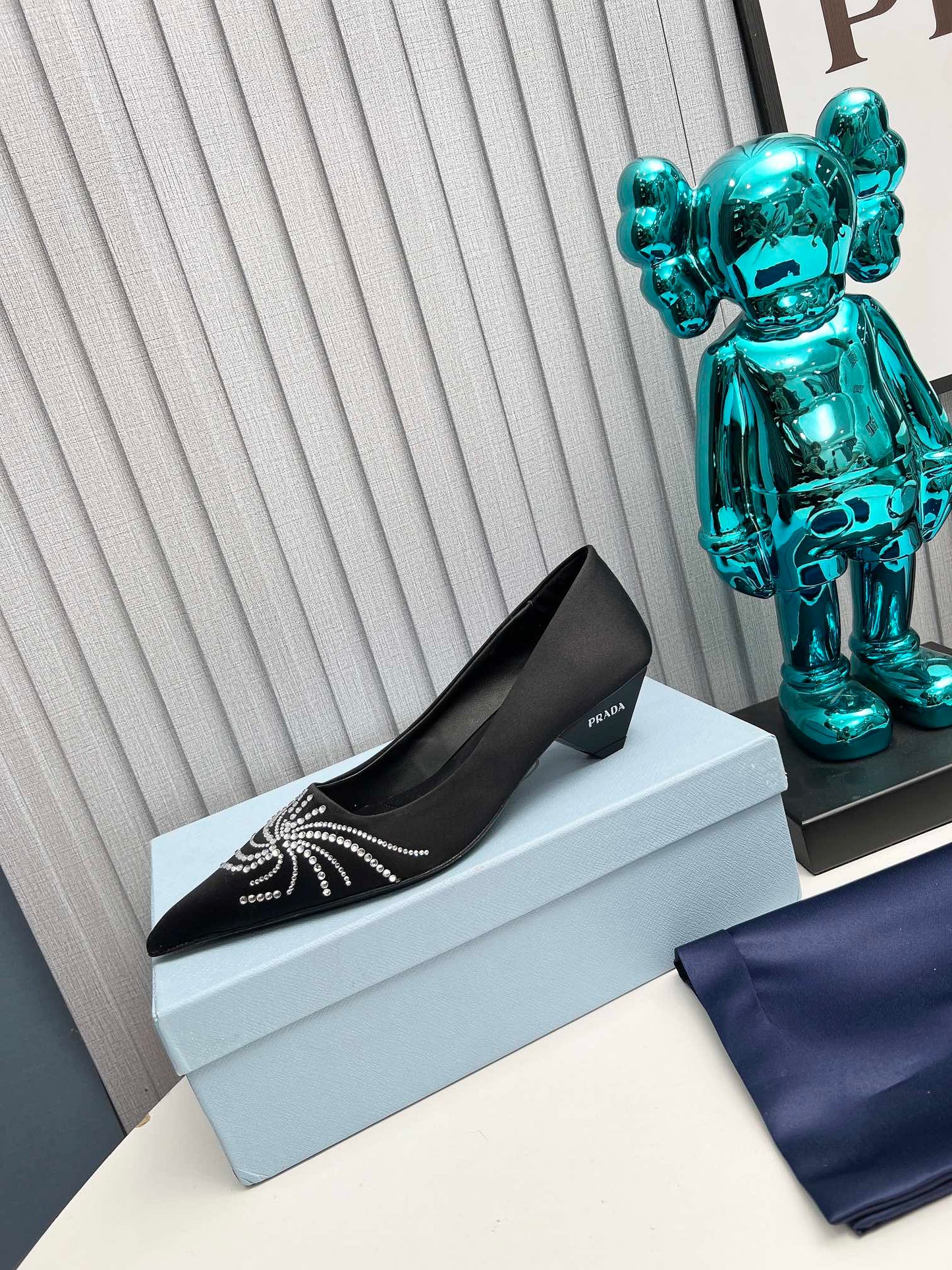 Prada 26SS Pumps 4cm Black Satin 680959