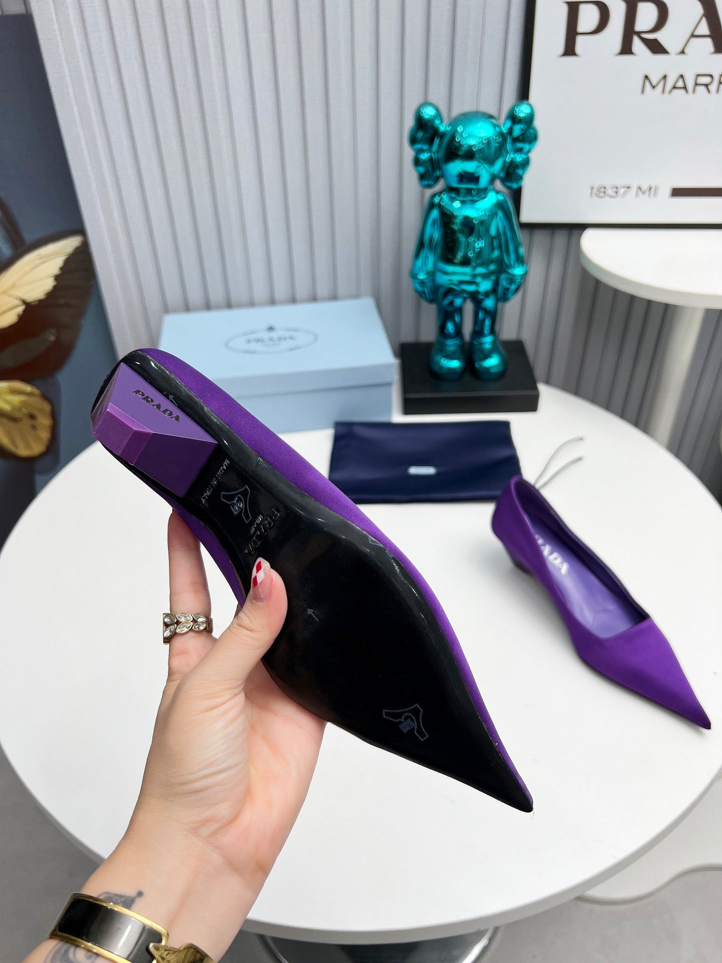 Prada 26SS Pointed-Toe Pumps 4cm Purple Satin 680956
