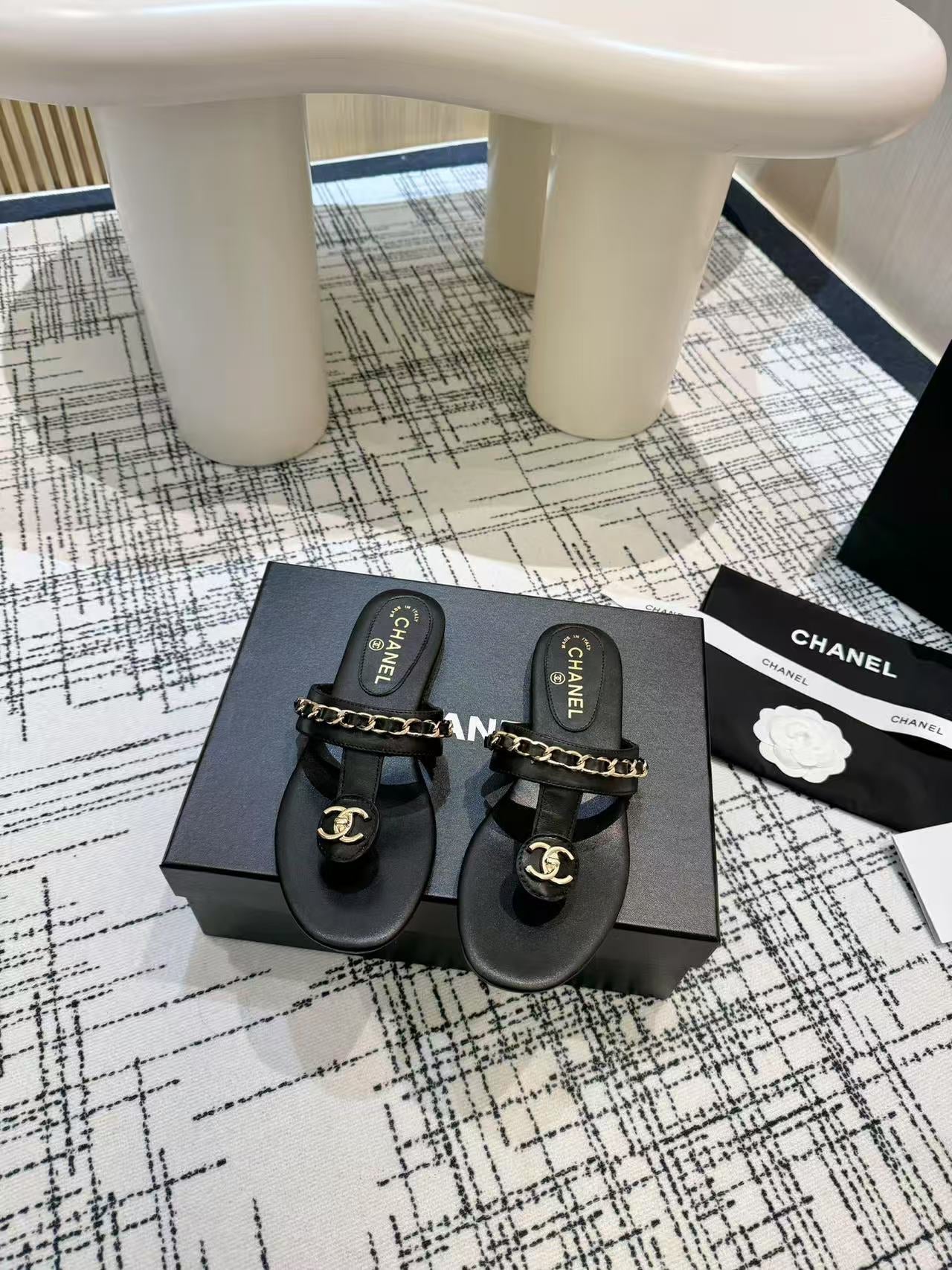Chanel 2026 Thong Sandals Calfskin Chain 790087