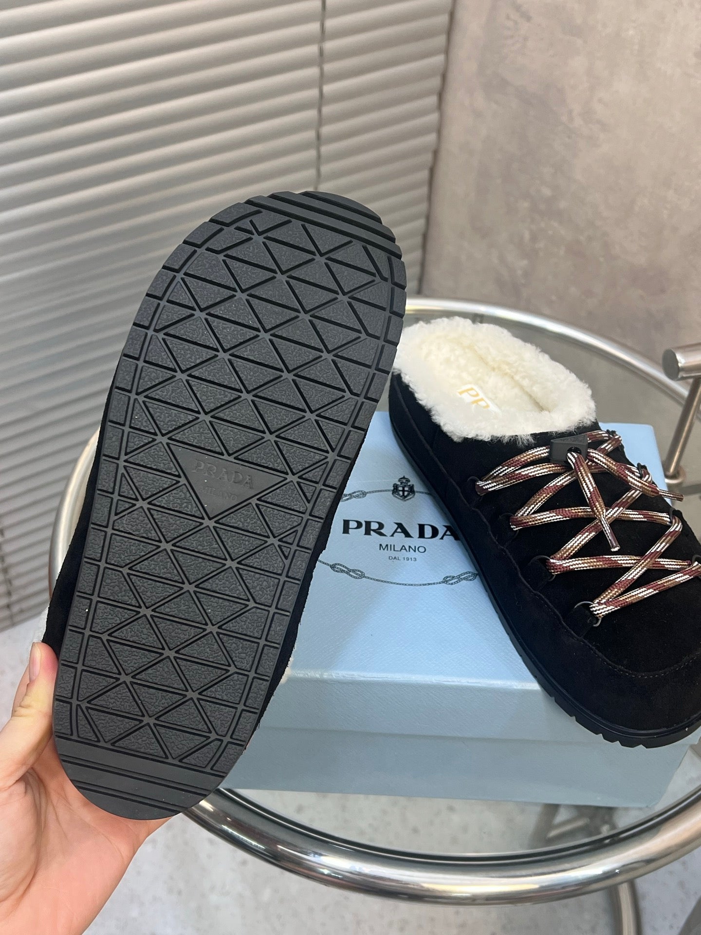 Prada 26s Mules Lace-up Black Suede Shearing 952897