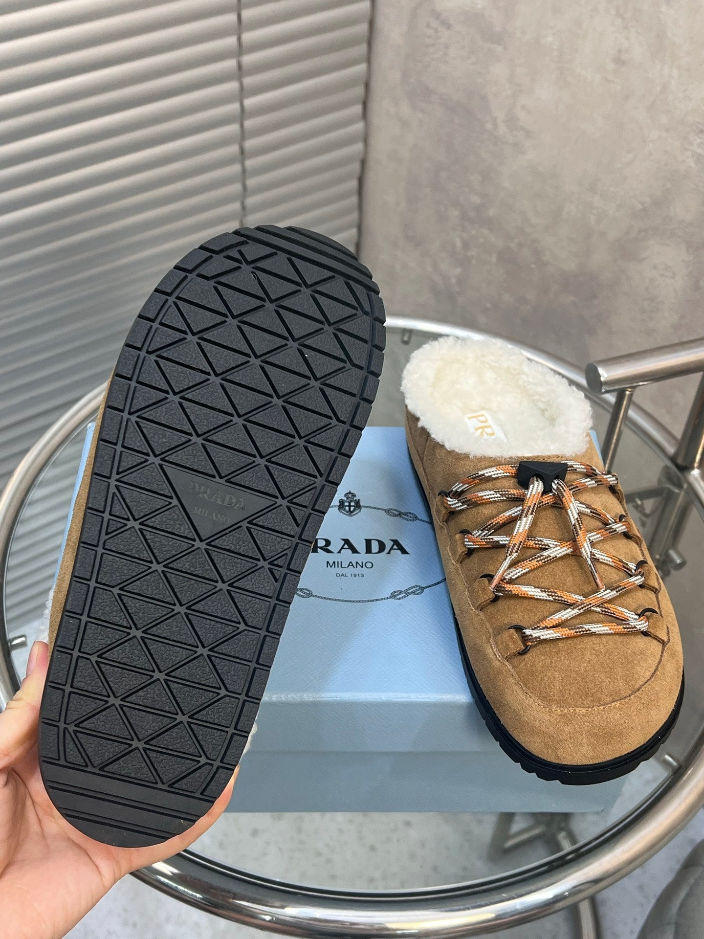 Prada 26s Mules Lace-up Brown Suede Shearing 952900