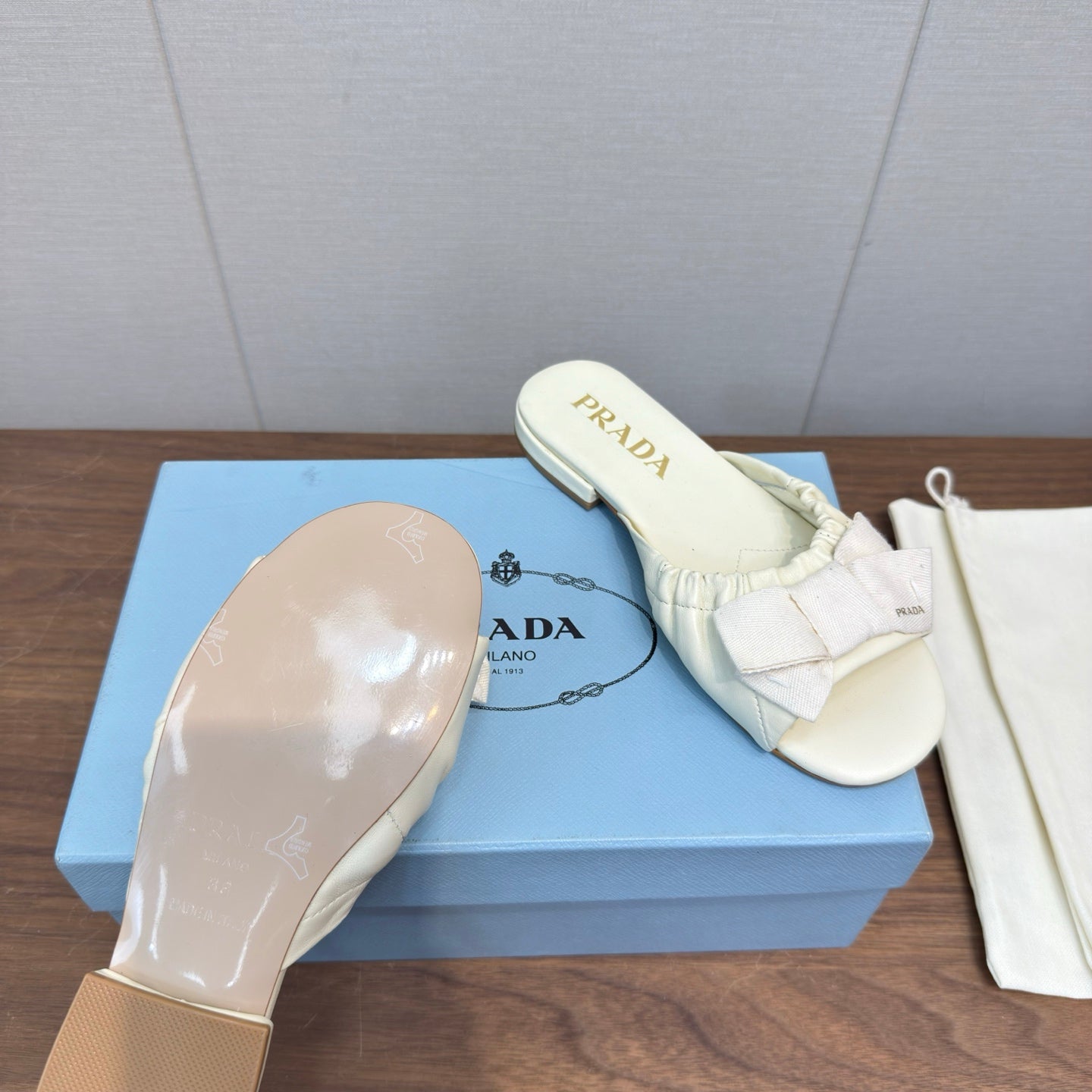 Prada Bow Slide Sandals Cream Sheepskin 836555
