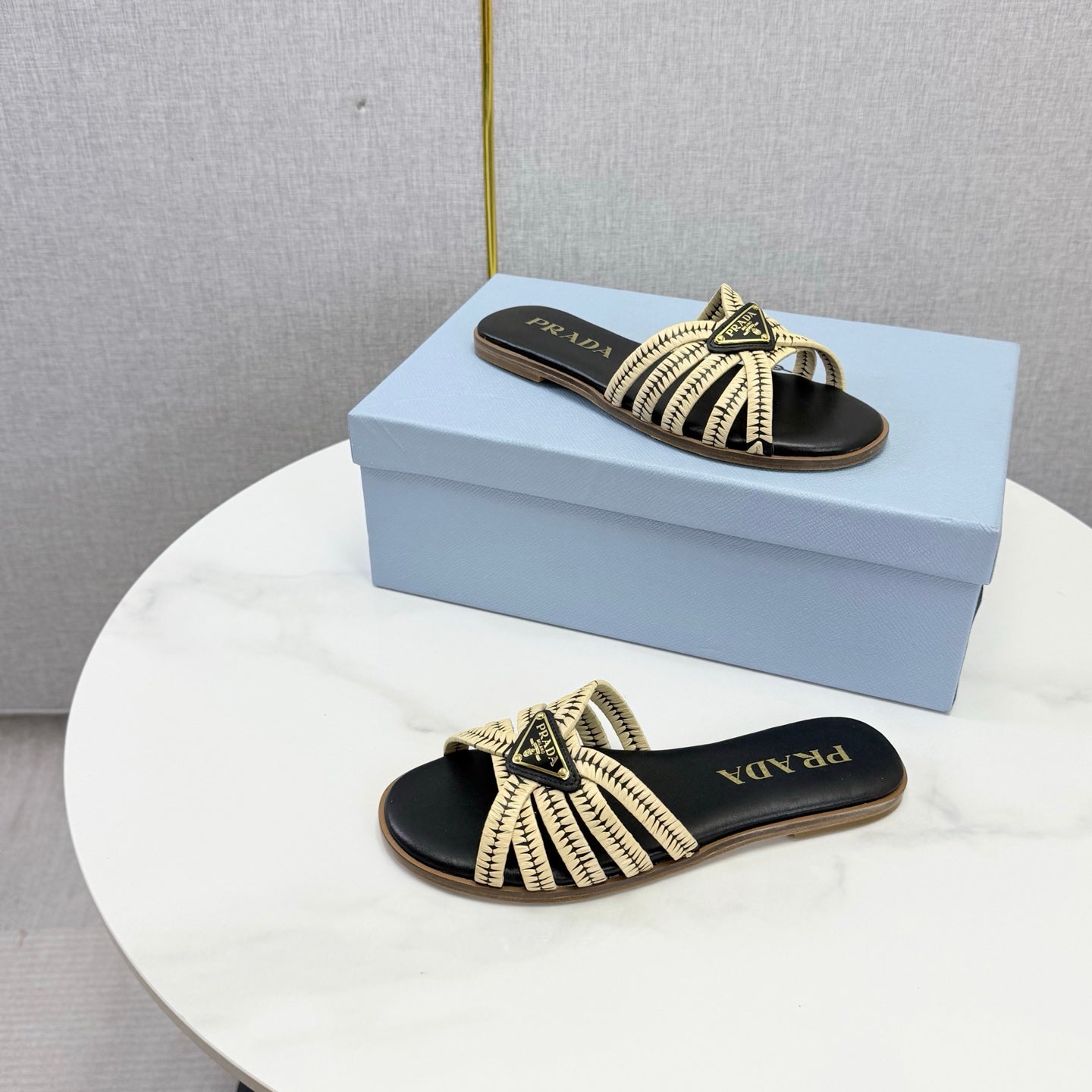 Prad 26ss Logo Slides Black Cream Cowhide Leather 904586