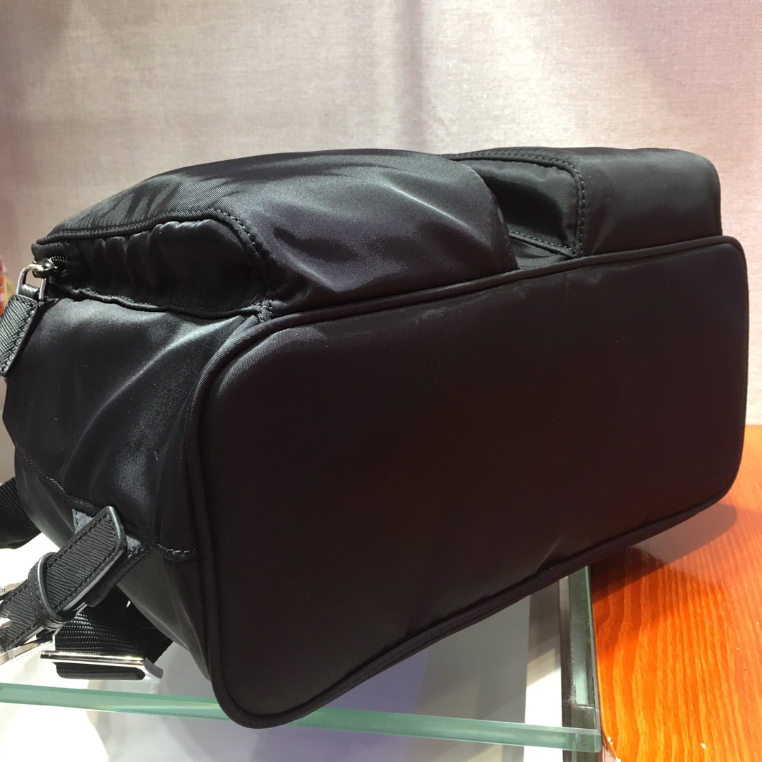 Prada 2026 Backpack 32cm Black Re-Nylon