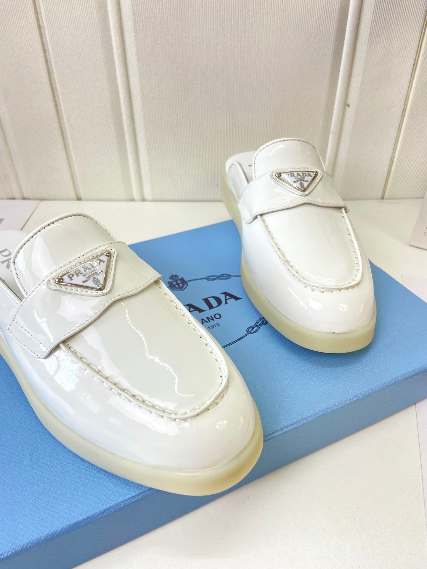 Prada Silhouette Mule White Patent Leather 839205