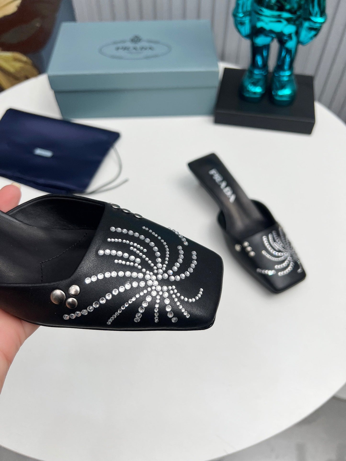Prada 26SS Sandal 4cm Black Calfskin 680965
