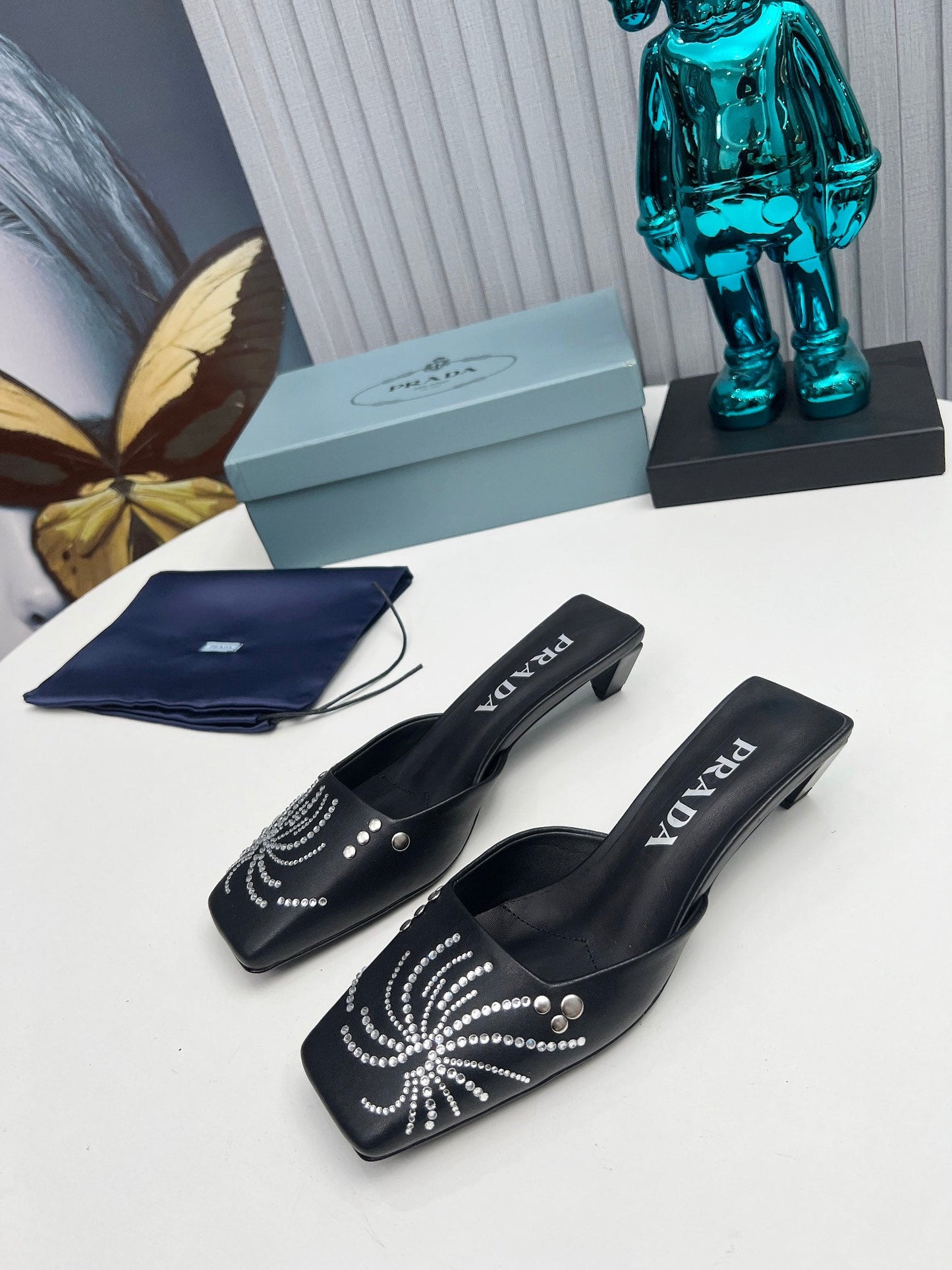 Prada 26SS Sandal 4cm Black Calfskin 680965