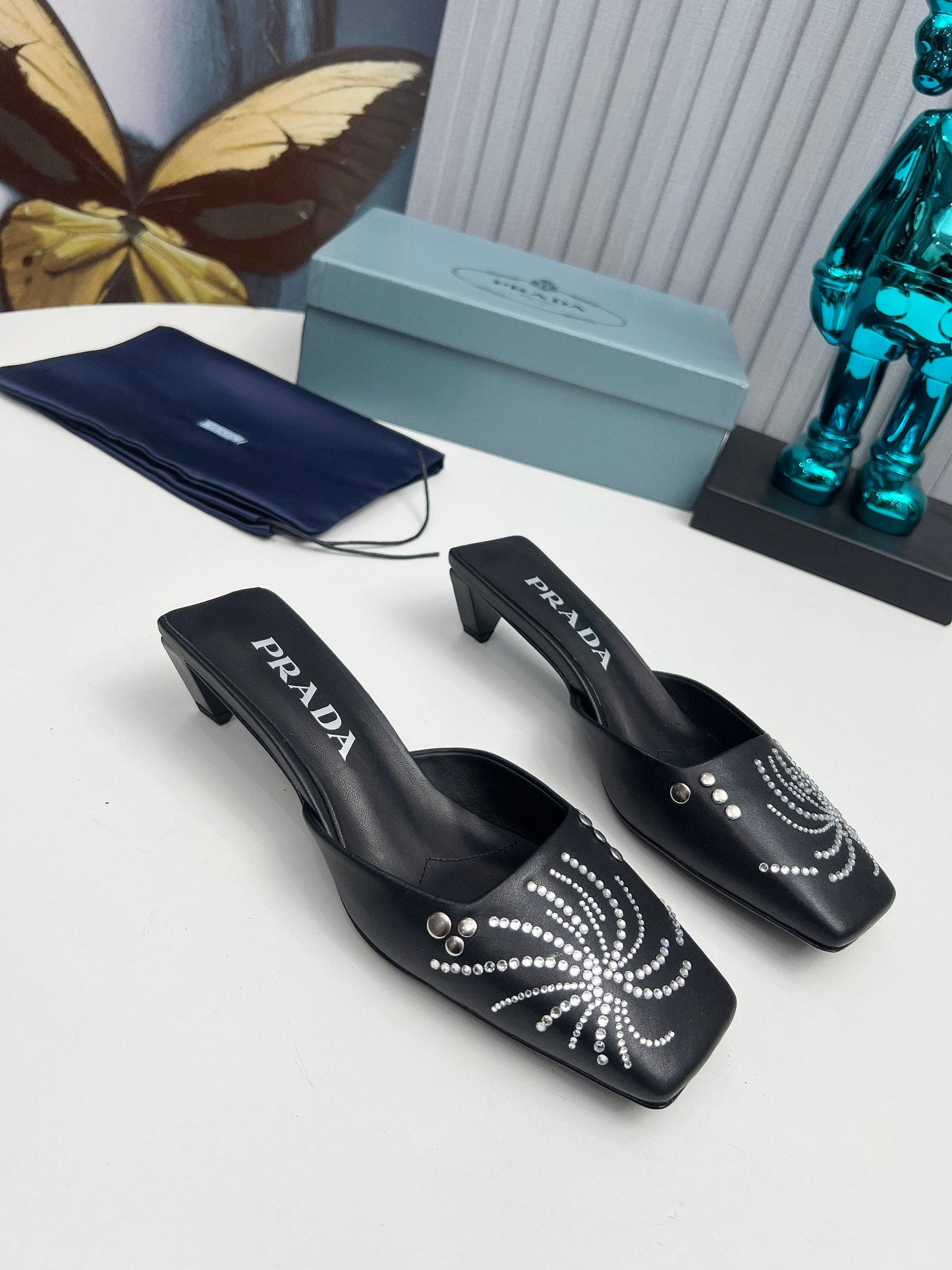 Prada 26SS Sandal 4cm Black Calfskin 680965