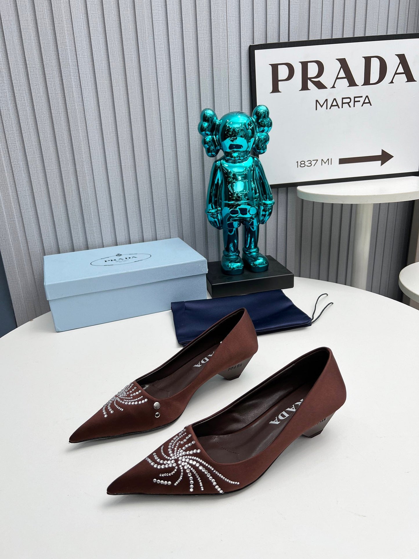 Prada 26SS Pumps 4cm Chocolate Satin 680957