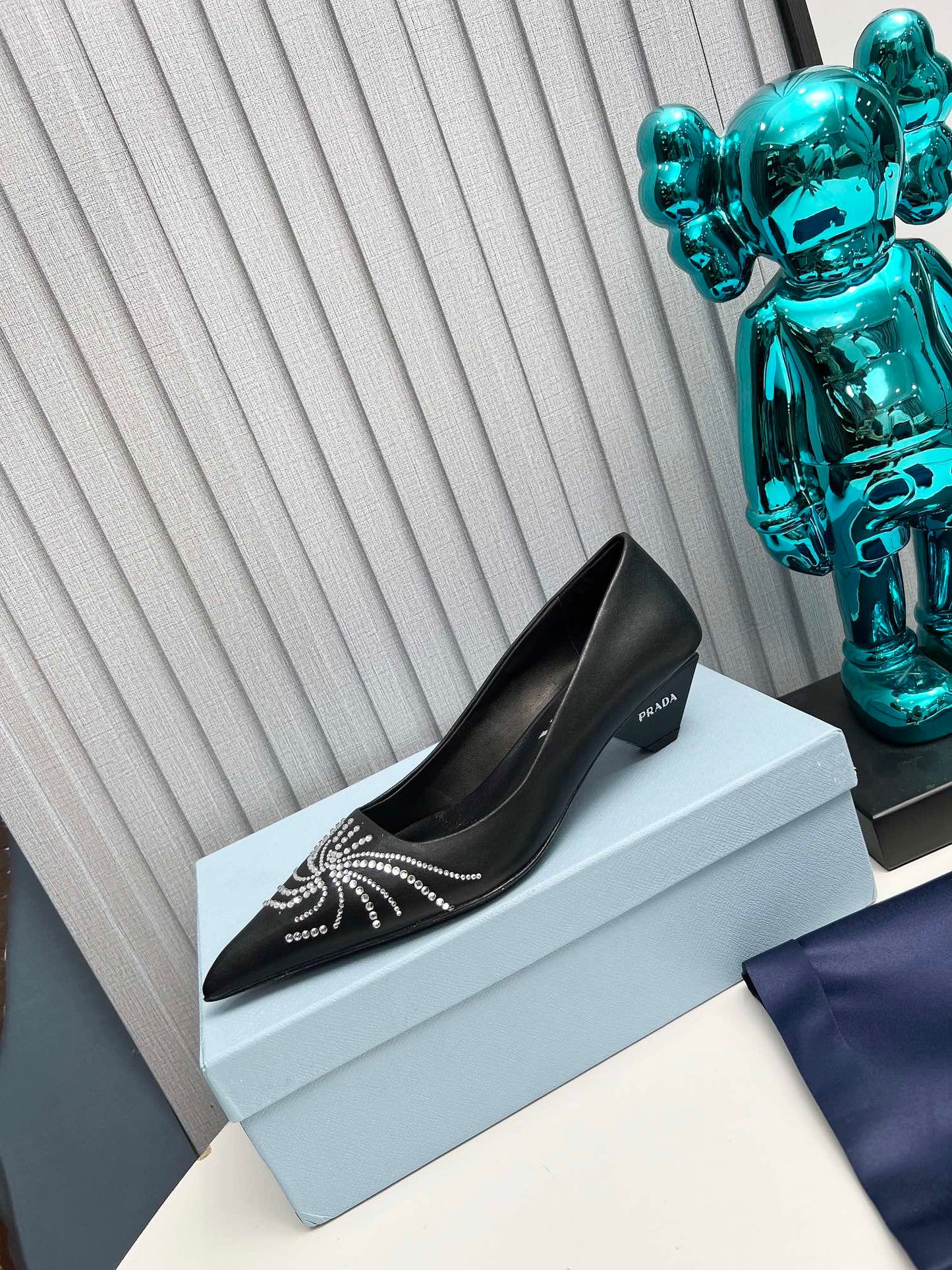 Prada 26SS Pumps 4cm Black Calfskin 680956