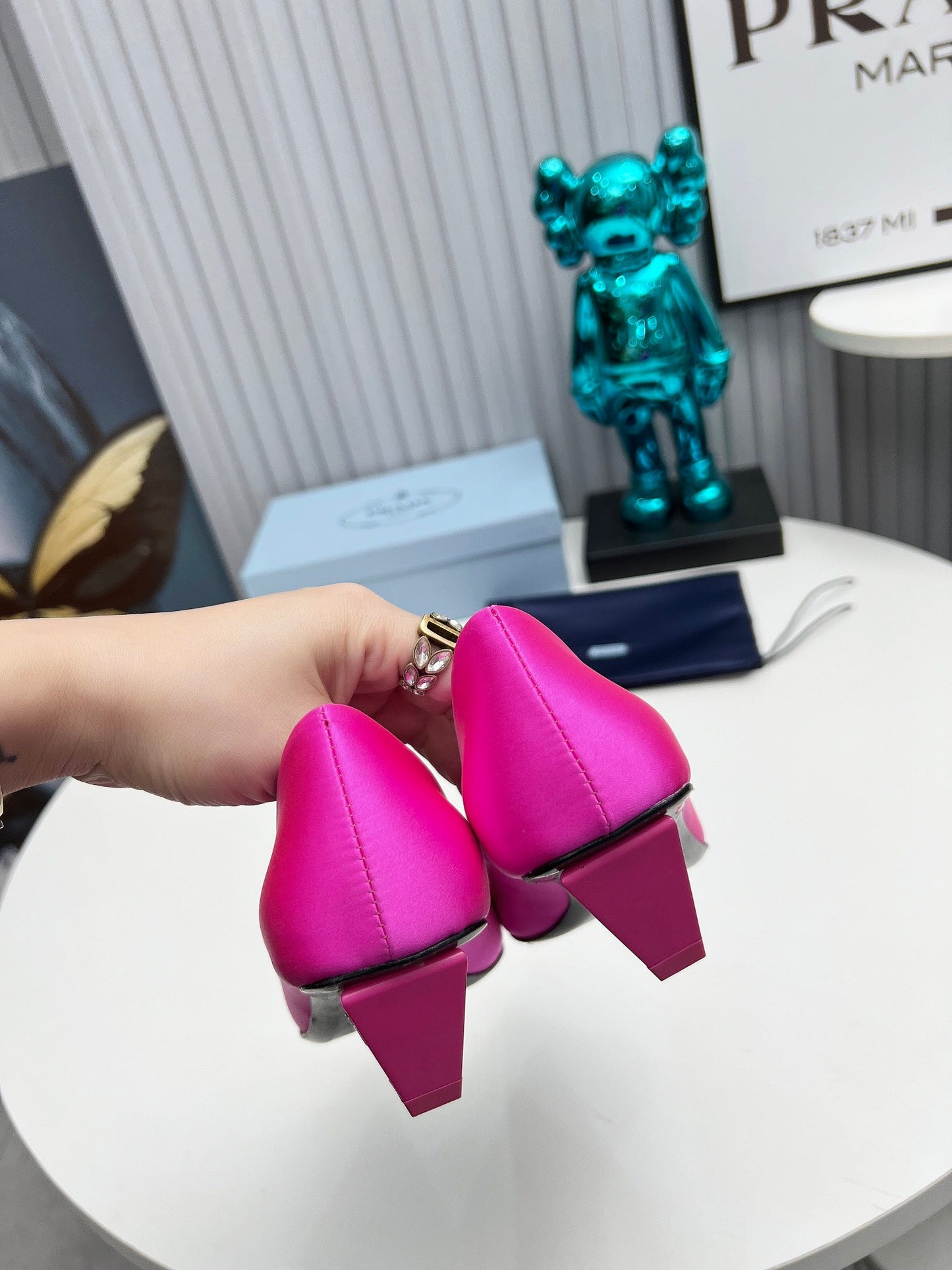 Prada 26SS Pumps 4cm Hot Pink Satin 680958
