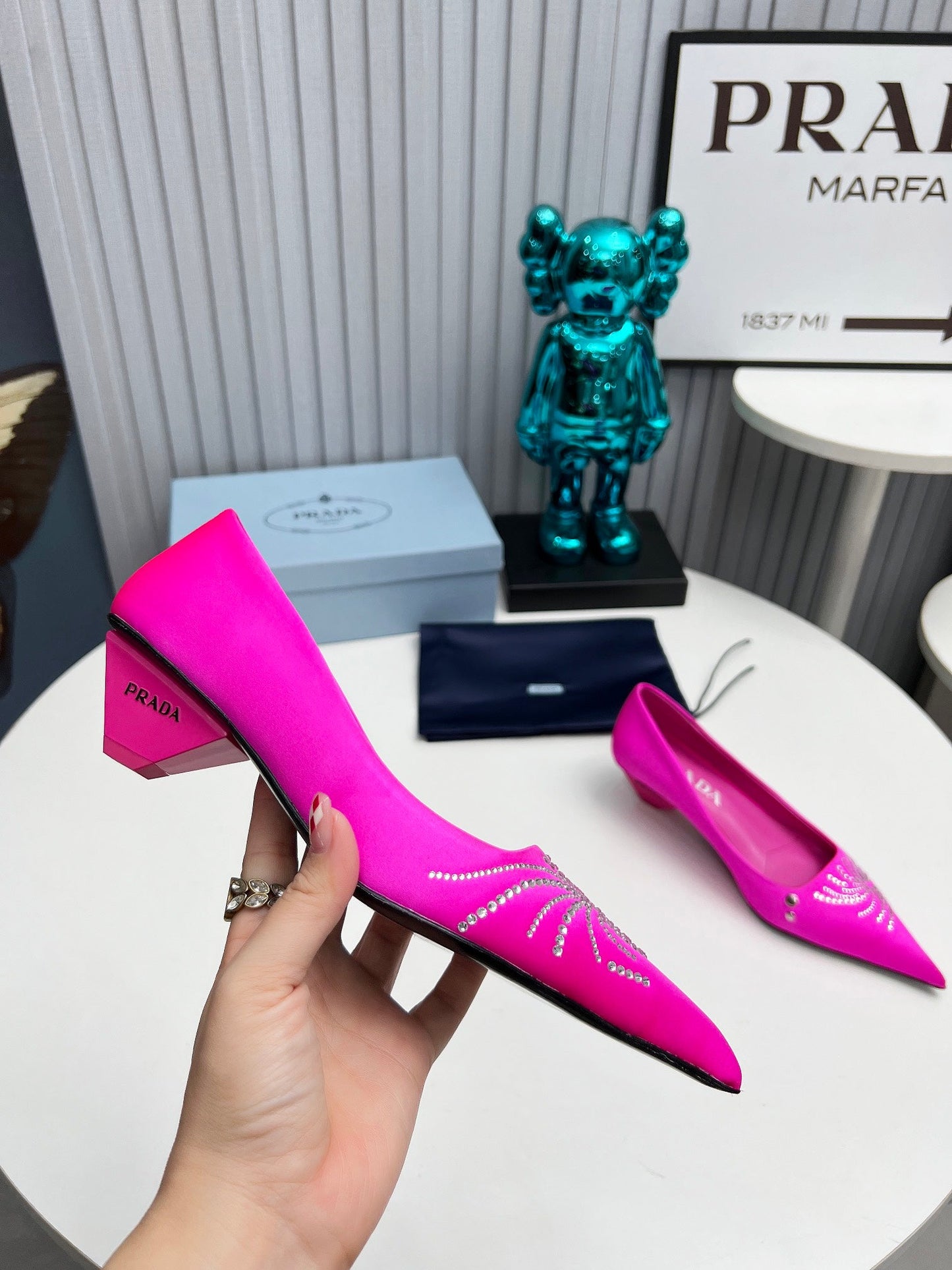 Prada 26SS Pumps 4cm Hot Pink Satin 680958