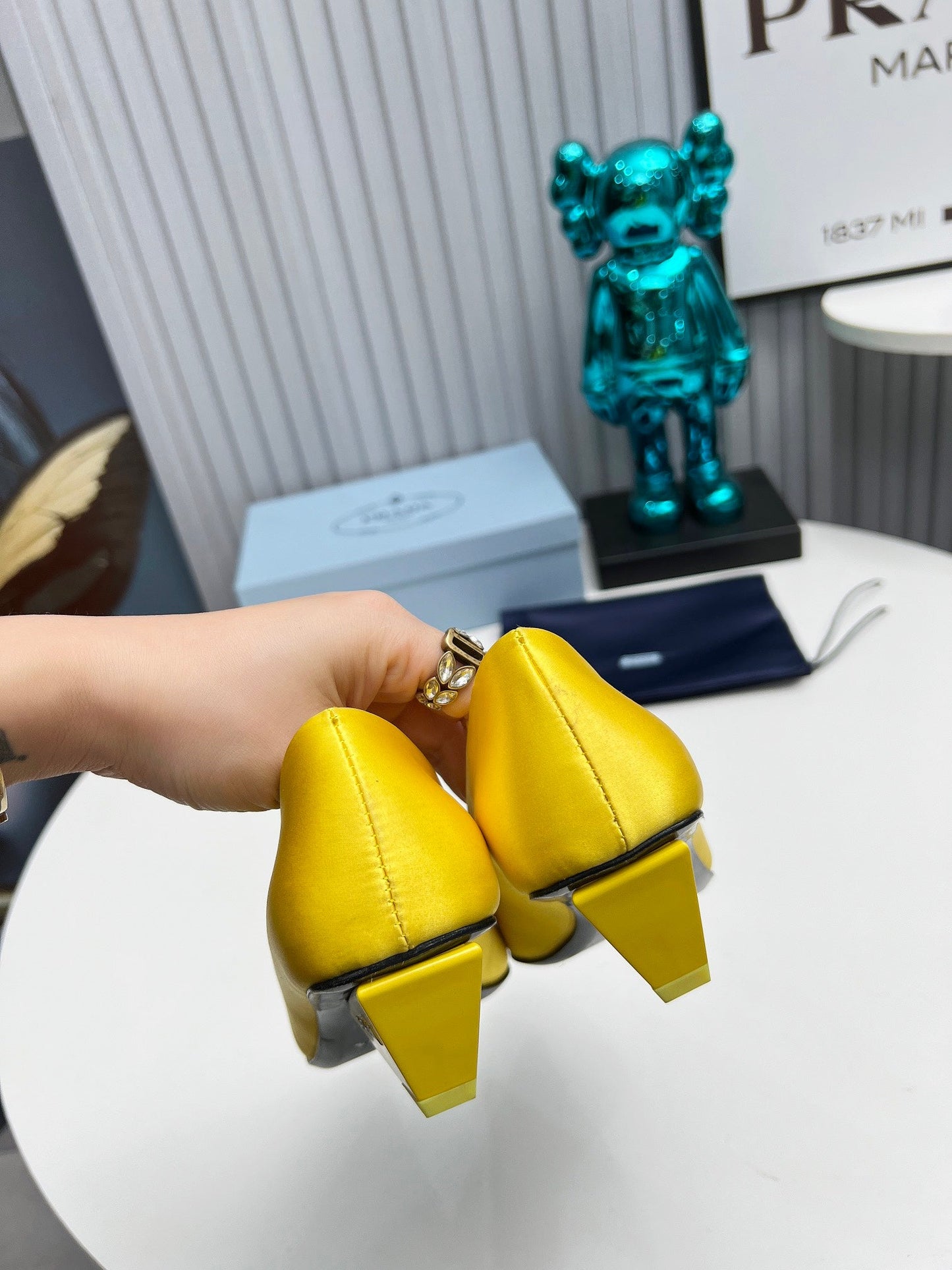 Prada 26SS Pumps 4cm Yellow Satin 680962
