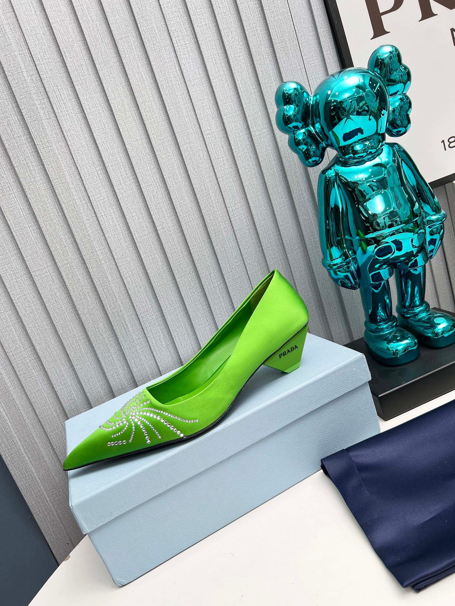 Prada 26SS Pumps 4cm Green Satin 680963
