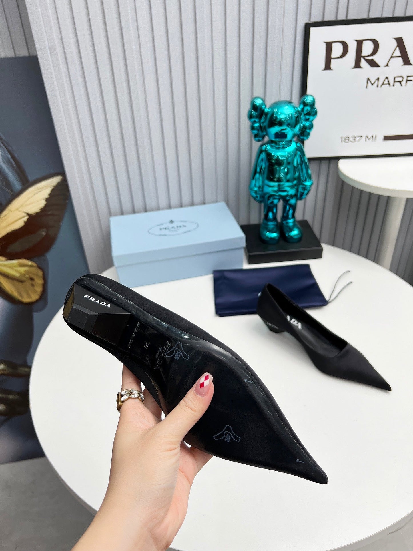 Prada 26SS Pointed-Toe Pumps 4cm Black Satin 680949
