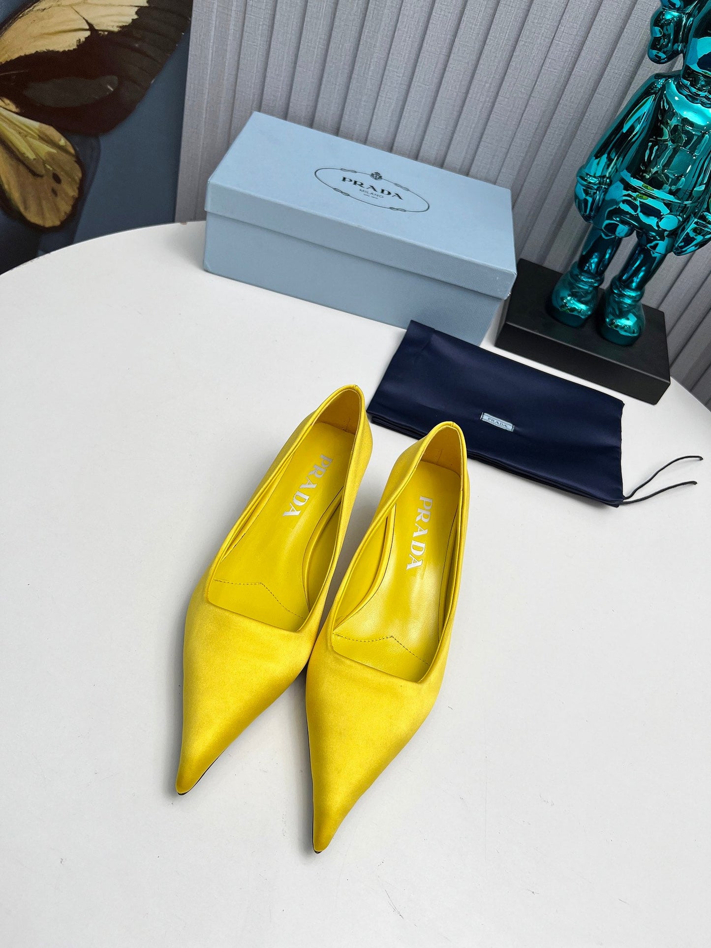 Prada 26SS Pointed-Toe Pumps 4cm Yellow Satin 680952