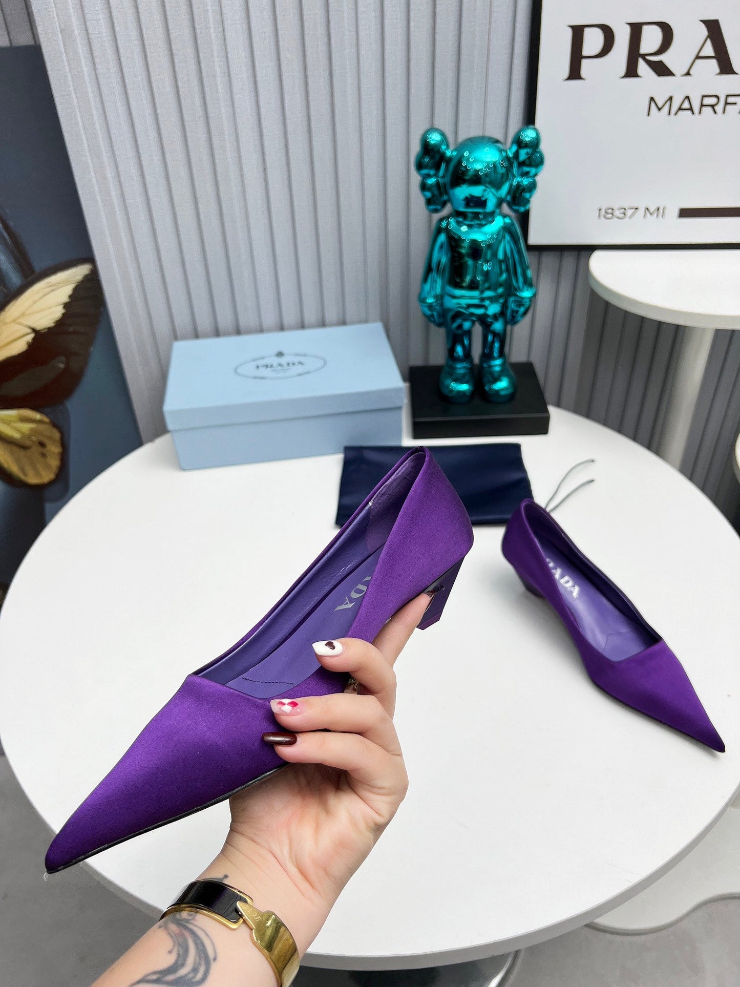 Prada 26SS Pointed-Toe Pumps 4cm Purple Satin 680956