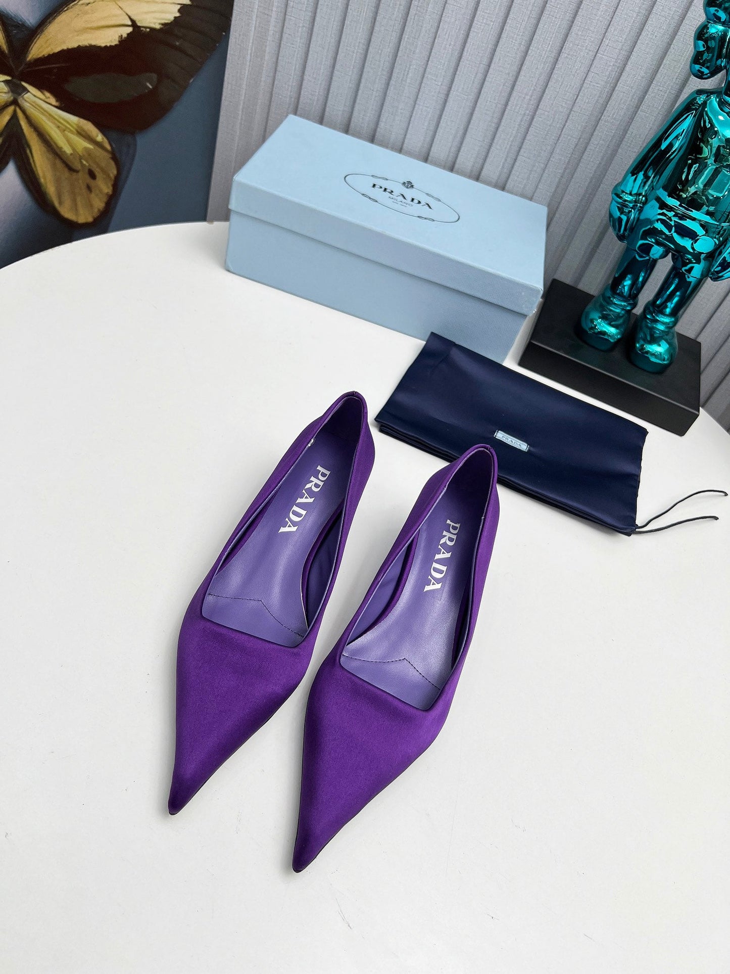 Prada 26SS Pointed-Toe Pumps 4cm Purple Satin 680956