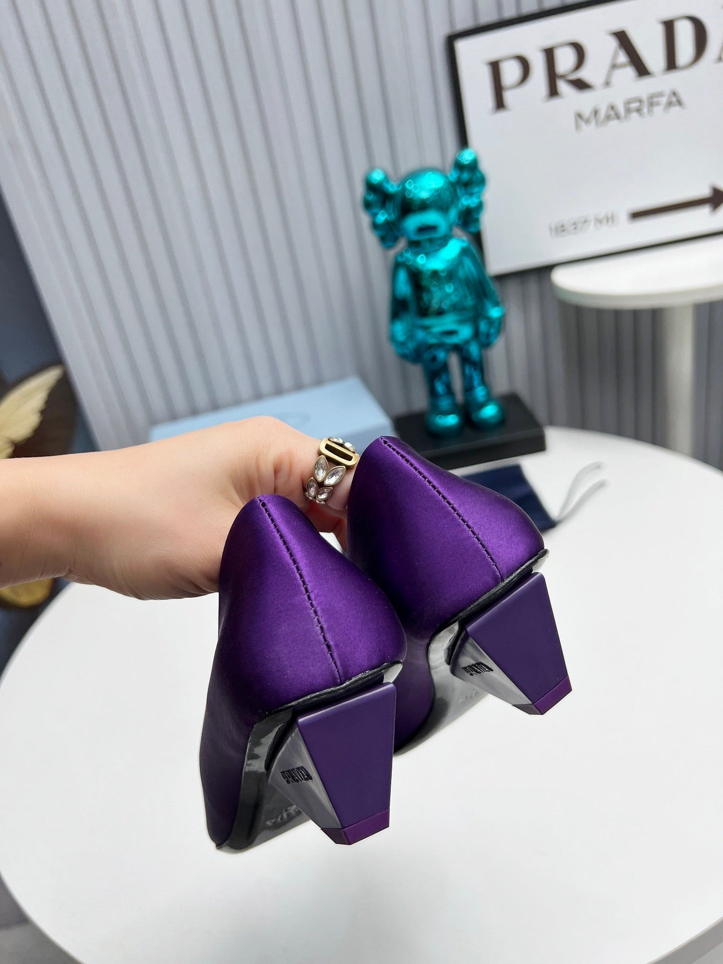 Prada 26SS Pointed-Toe Pumps 4cm Purple Satin 680956