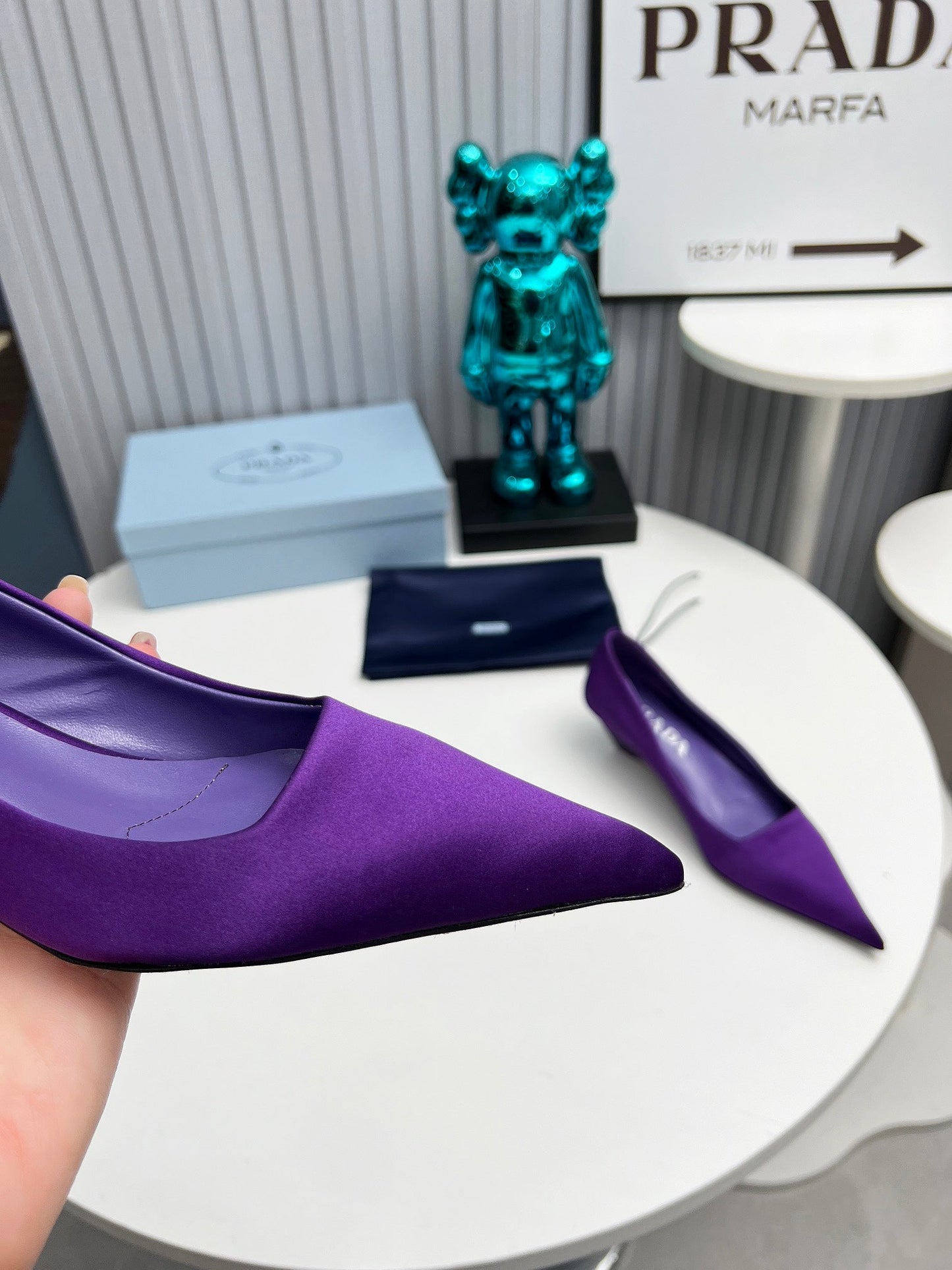 Prada 26SS Pointed-Toe Pumps 4cm Purple Satin 680956