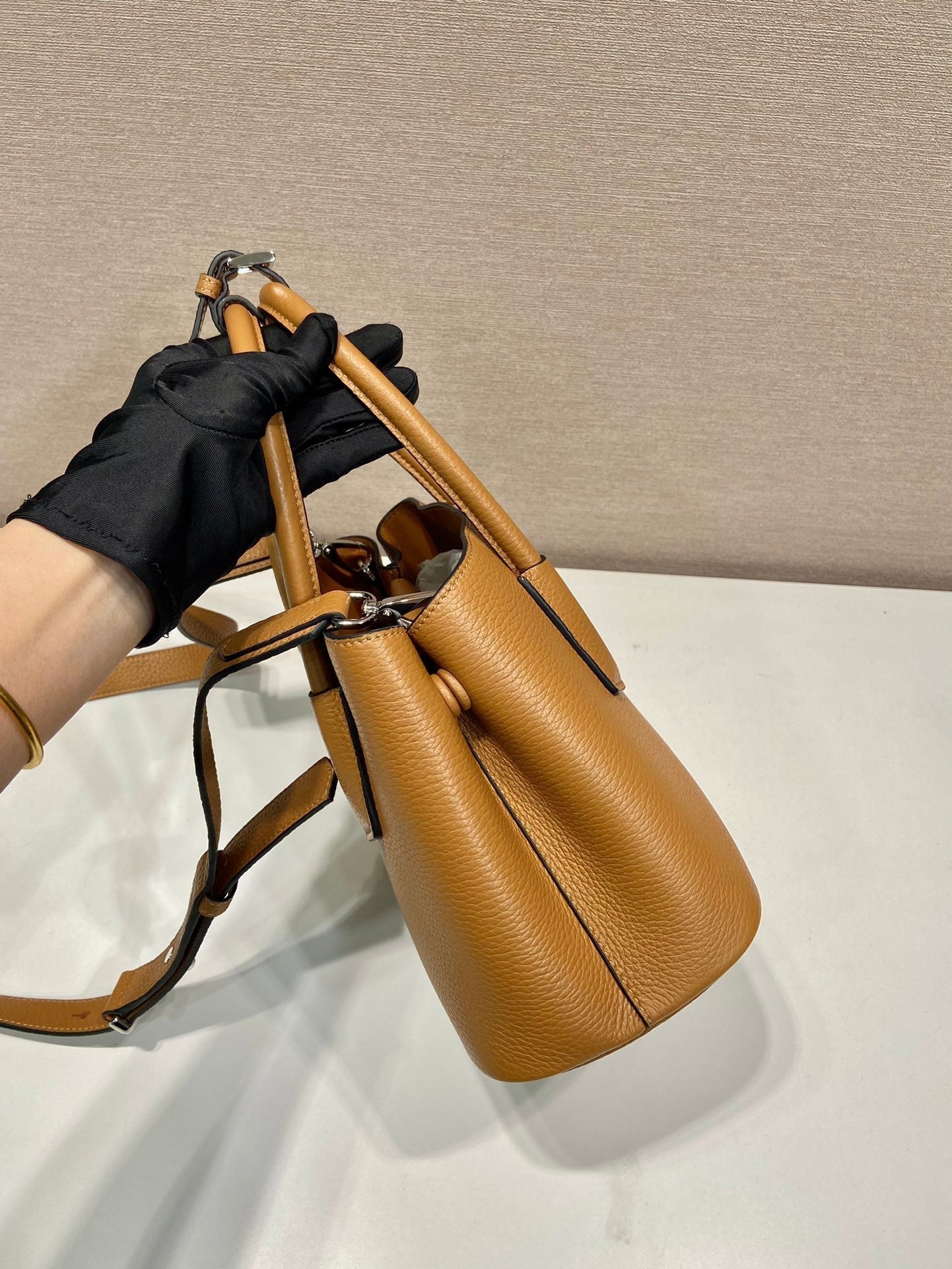 SHOPPING BAG 25 IN GINGER BROWN DEERSKIN