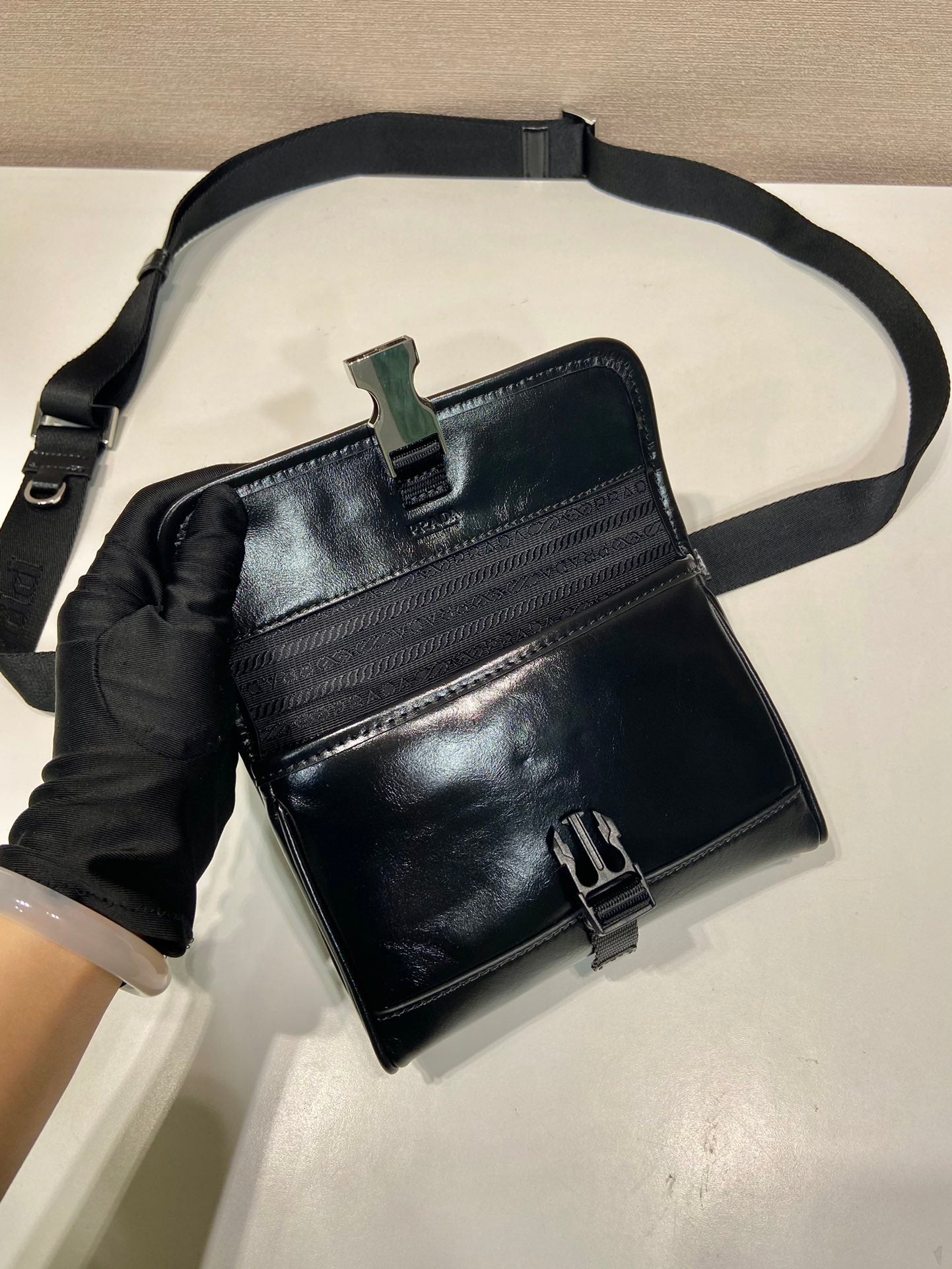 Prada 2026 Smartphone Case 18cm Black Glossy Leather