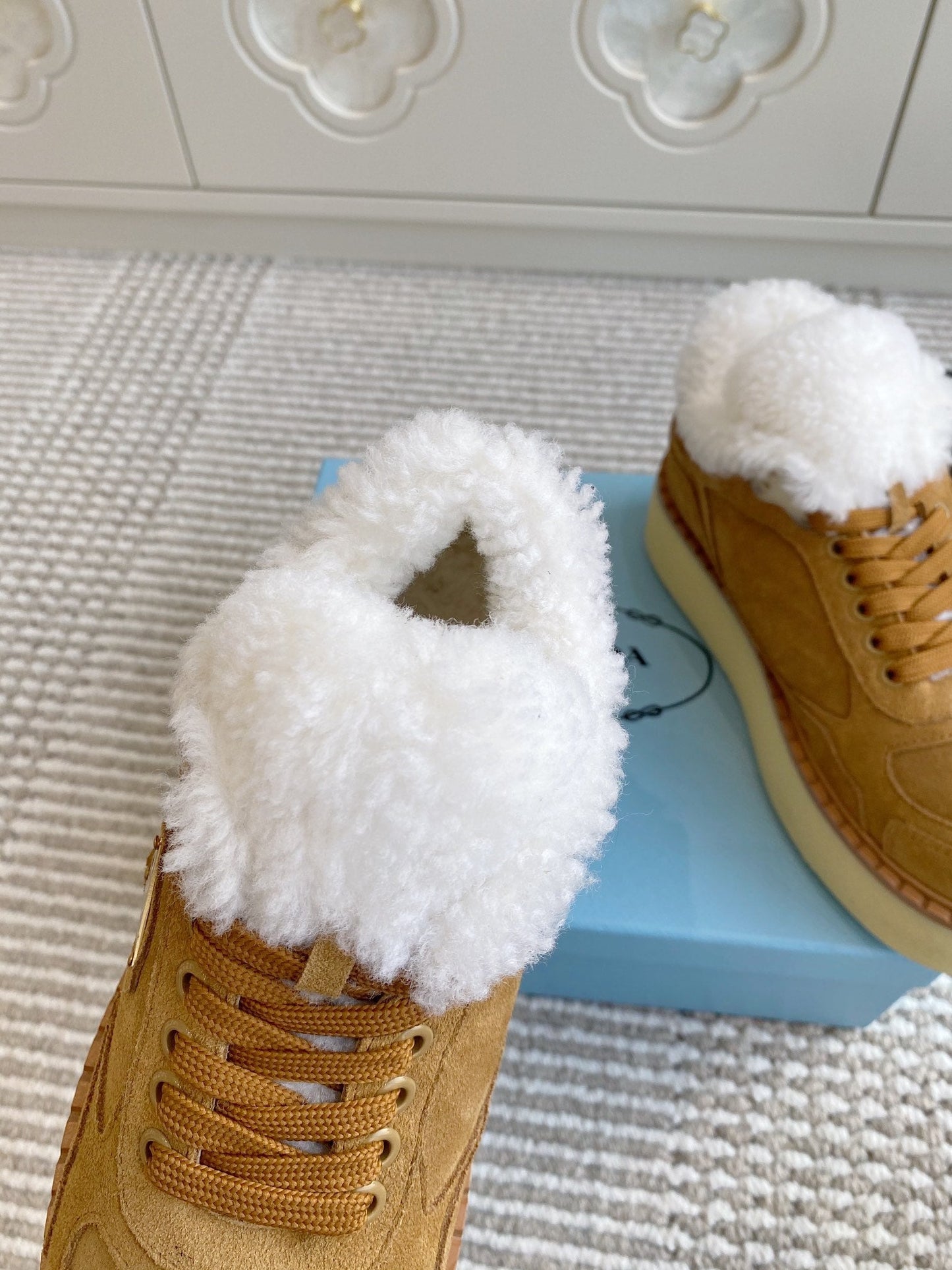 Prada Mid-Top Sneakers Brown Suede White Shearing 564156