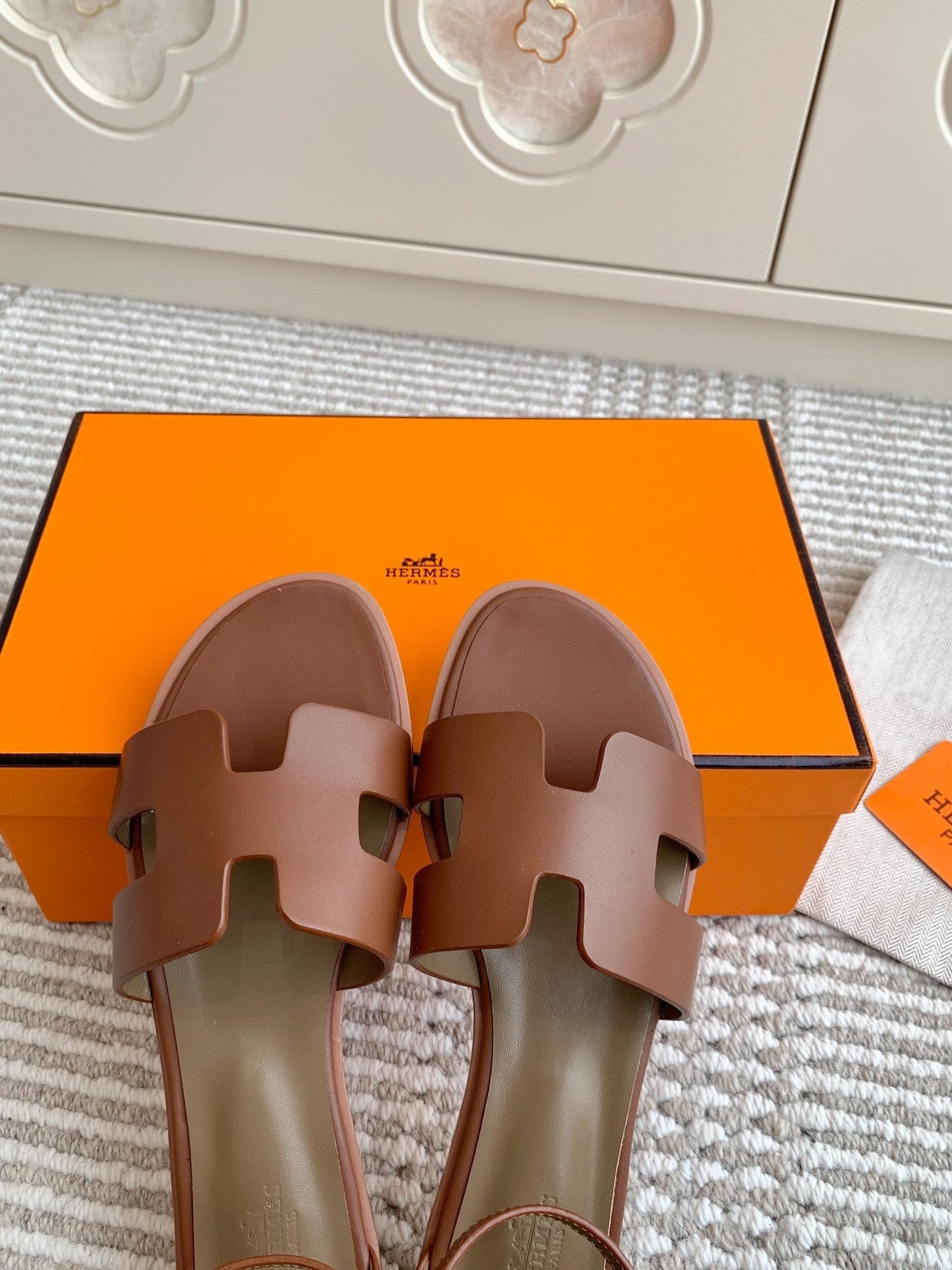 HM Sandal Cowhide 858995