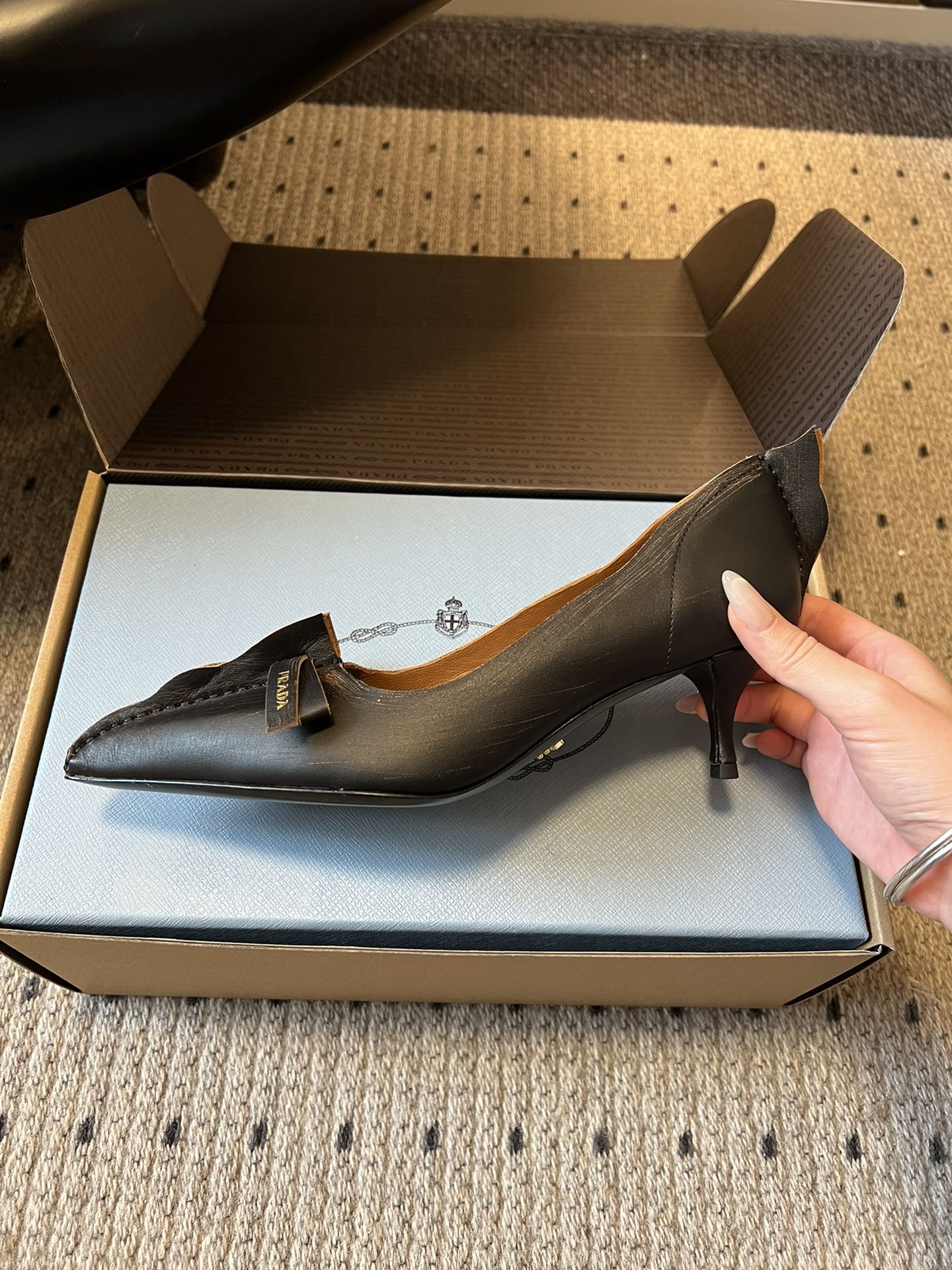 Prada Antiqued Pumps 55mm Black Tan Calfskin 606399