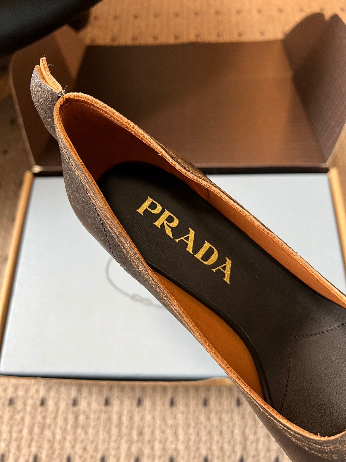 Prada Antiqued Pumps 55mm Black Tan Calfskin 606399