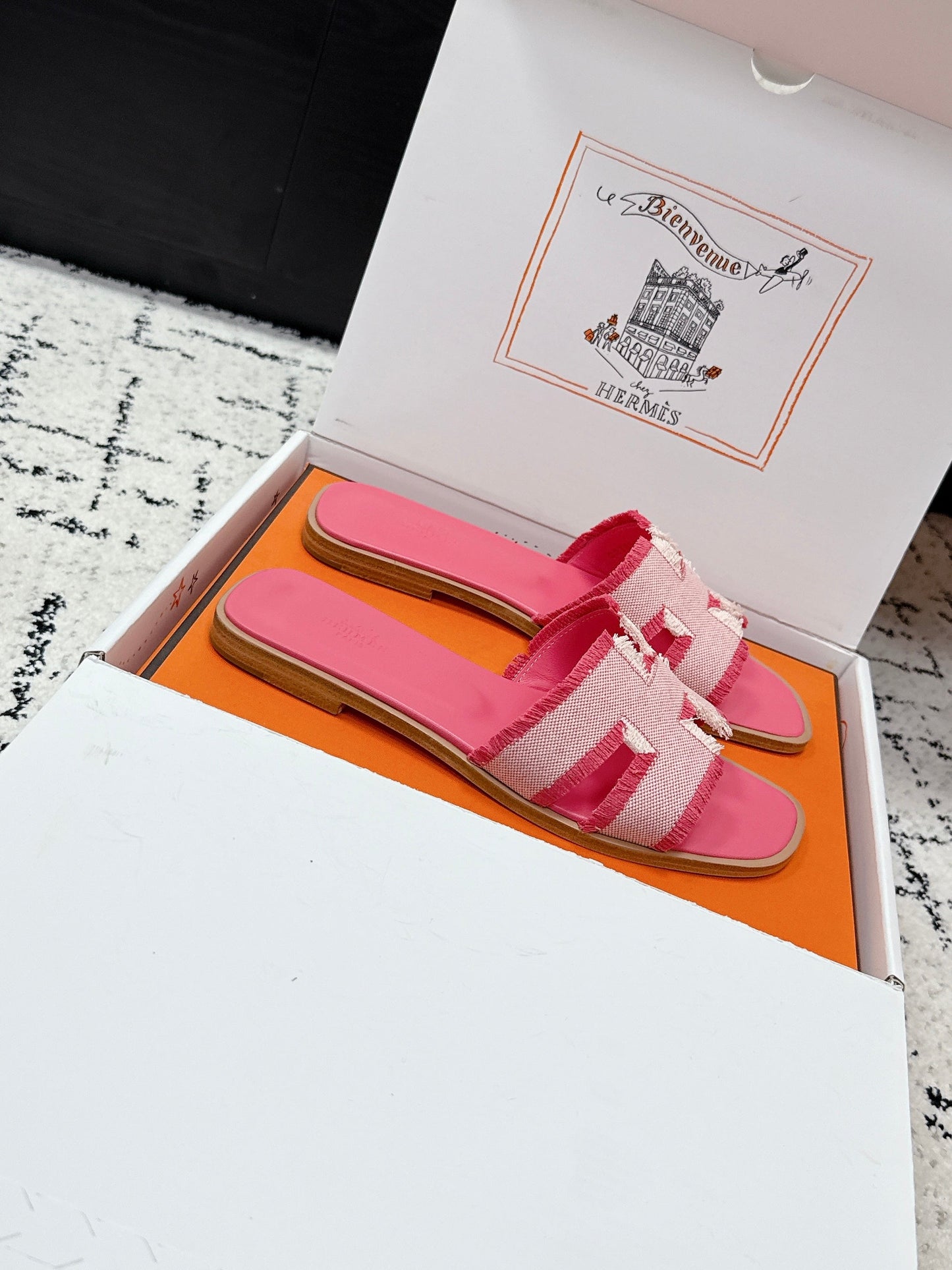 HM 26ss Oran Sandals Pink White Canvas Cowhide 617216