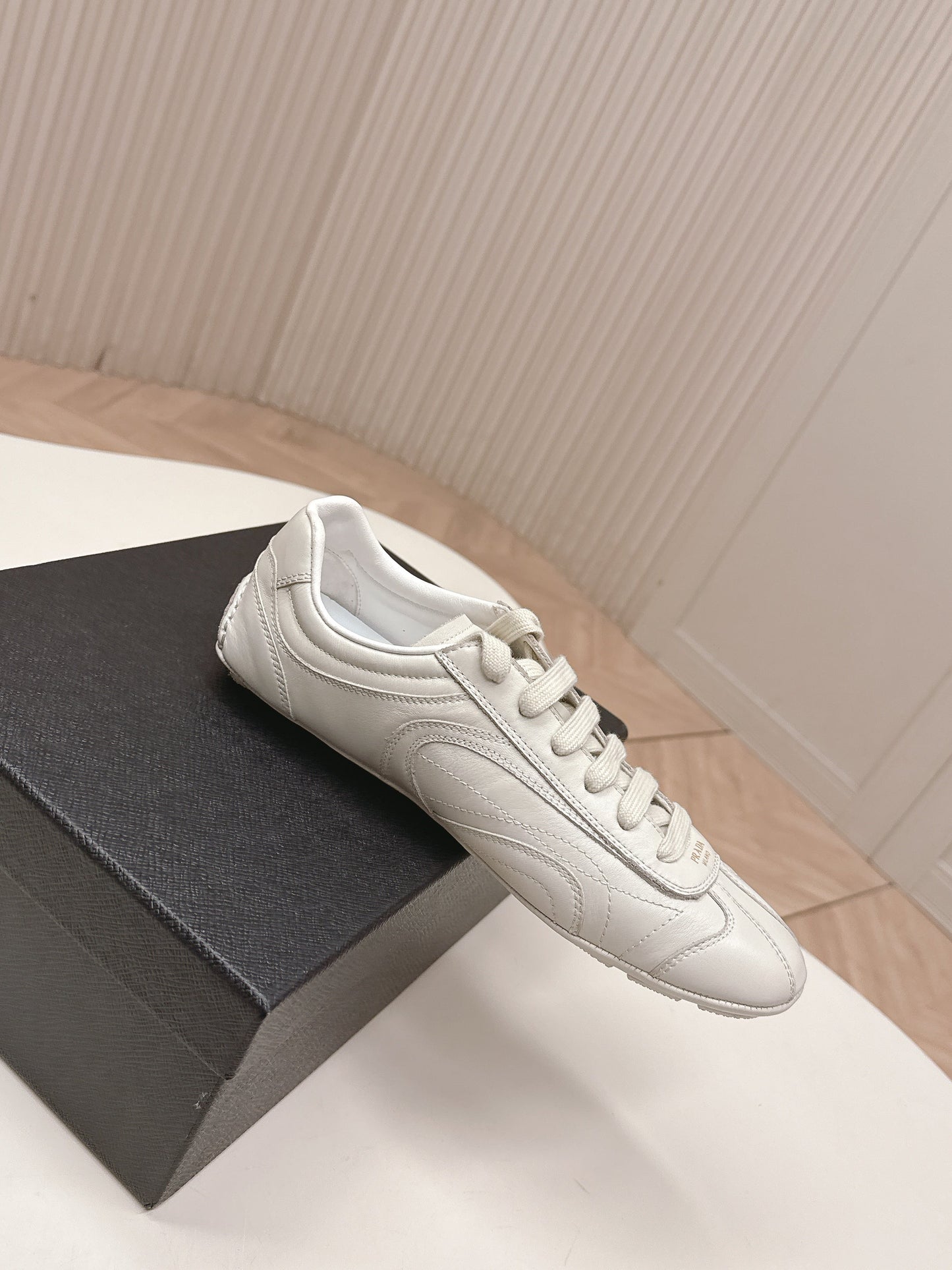 Prada 26ss German Training Off White Leather 644221