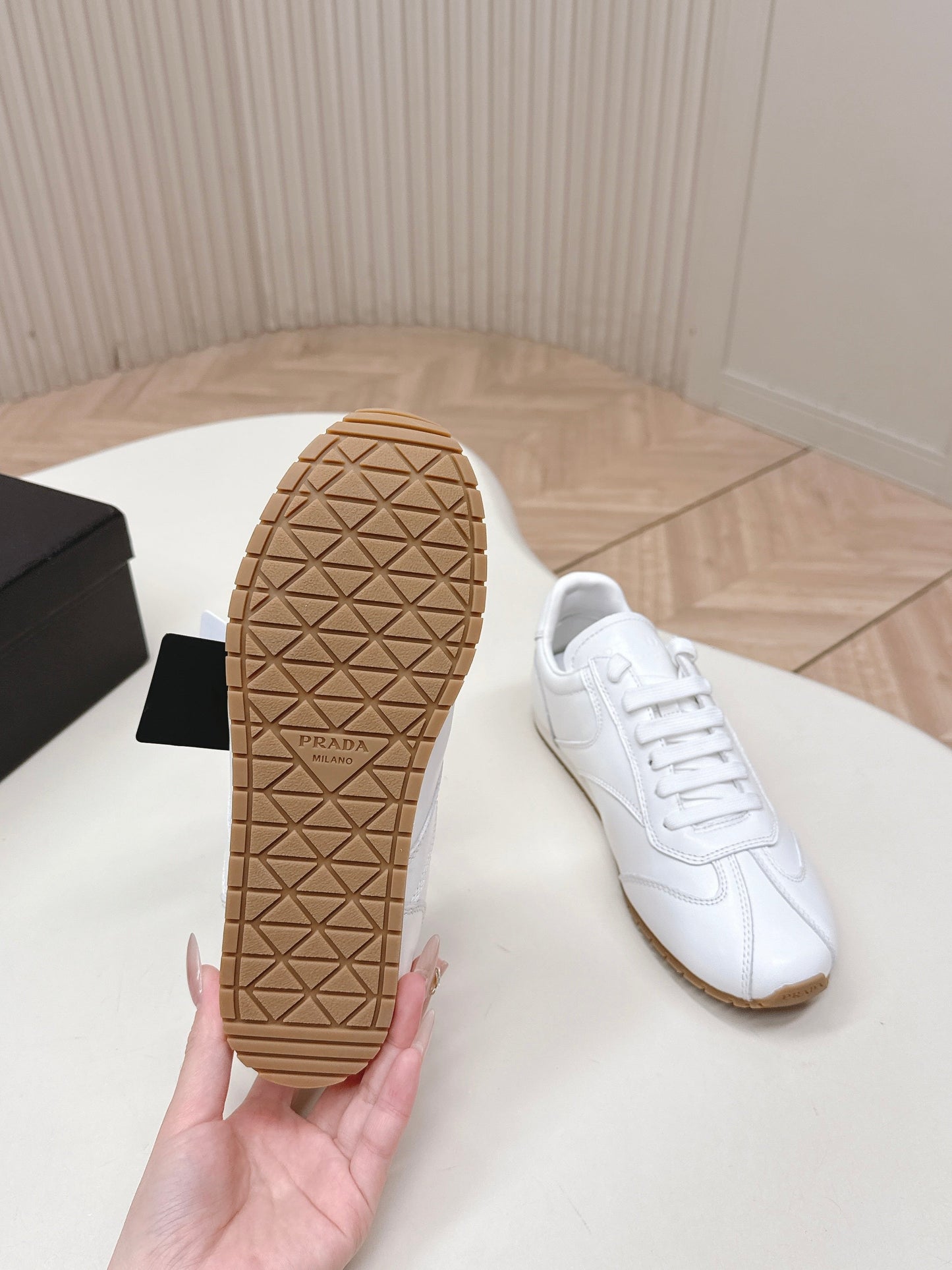 Prada 26ss German Training White Leather 644229