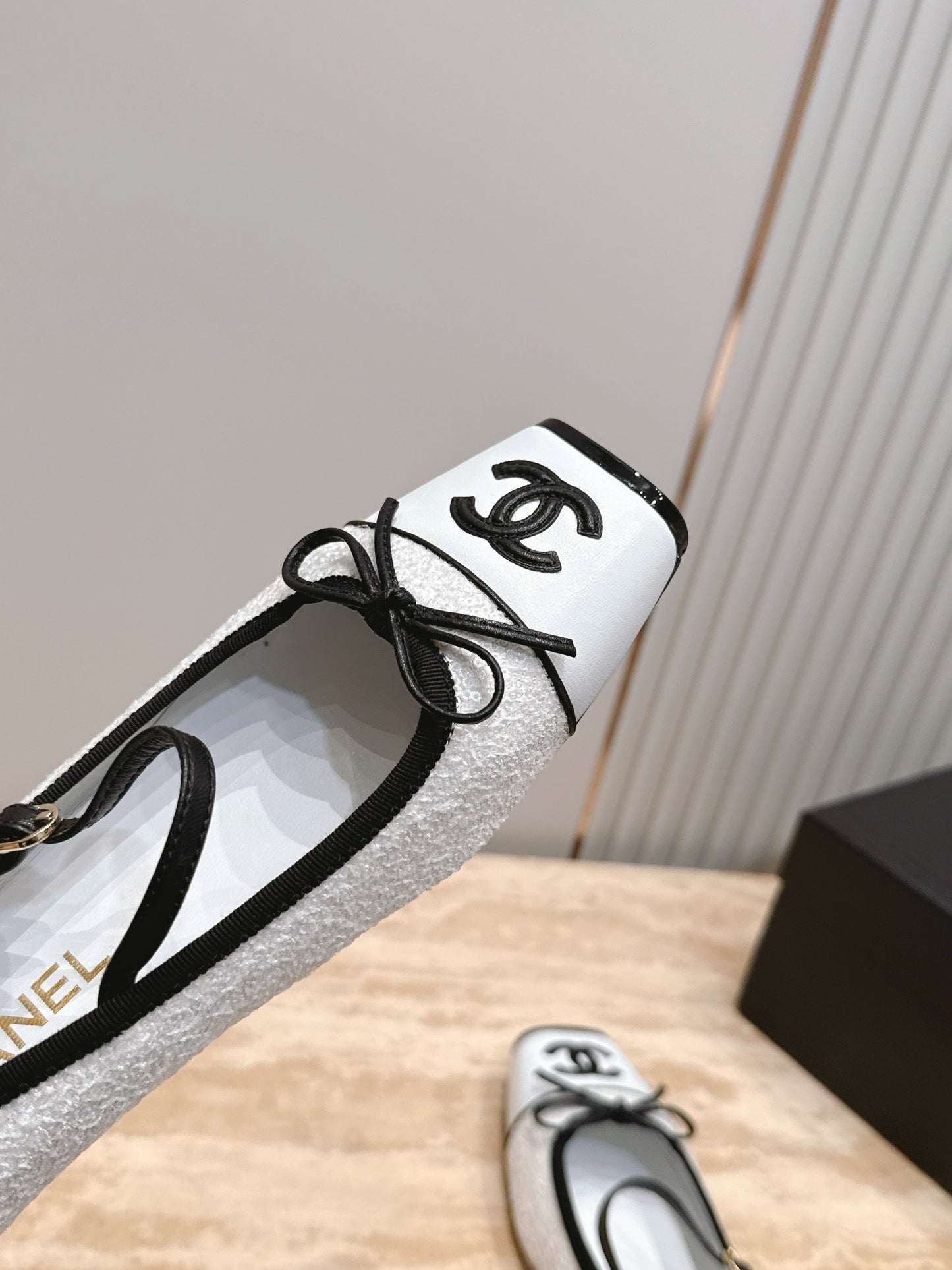 Chanel 2026 Glitter Ballet Flat 10mm Calfskin 899070