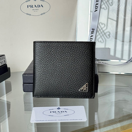 Pra 2M0513  Metal Triangle Logo Wallet 11cm Black lychee-grained cowhide