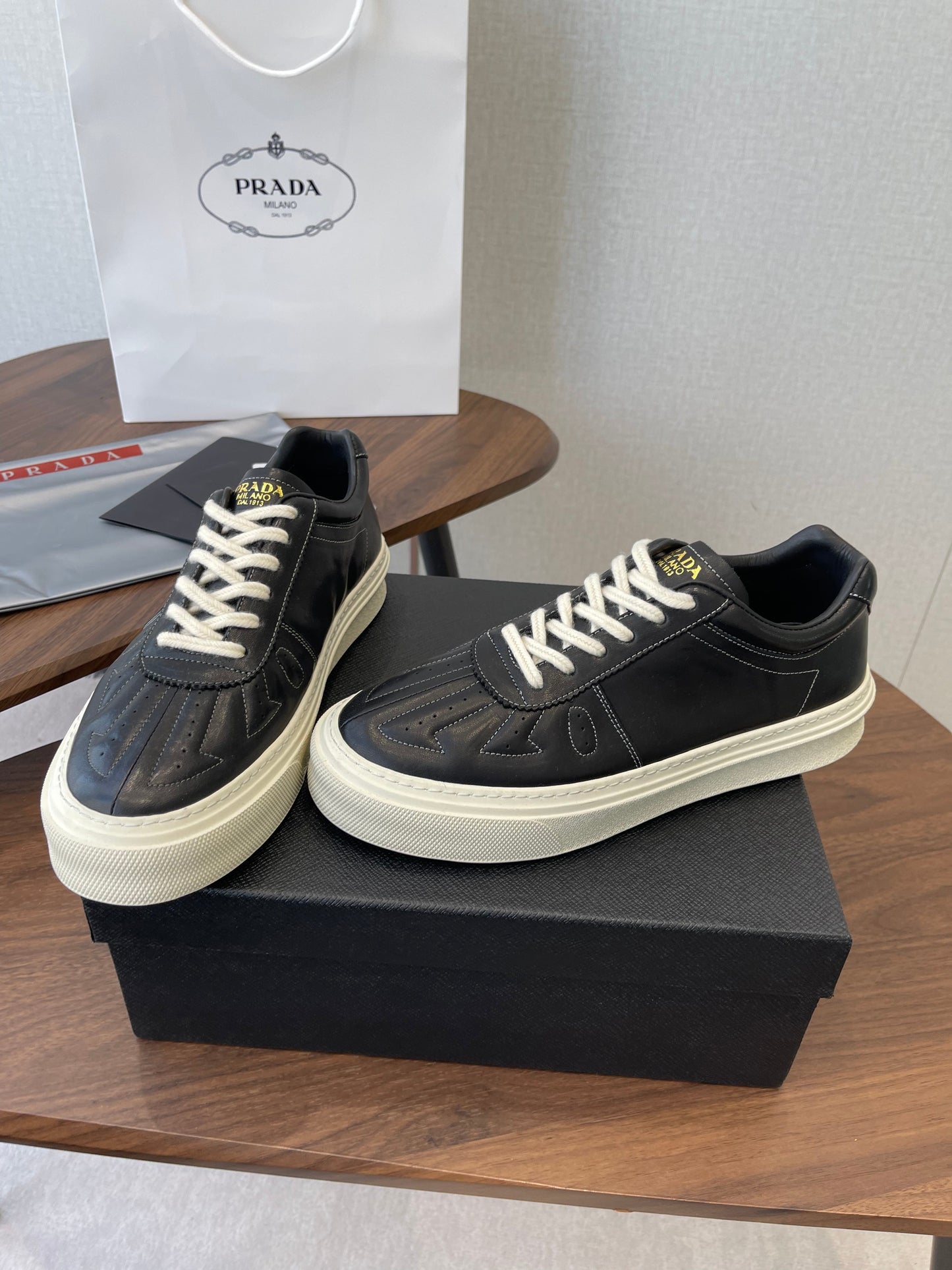 Prada 26s Sneaker Black Stitched Pattern Leather 727639