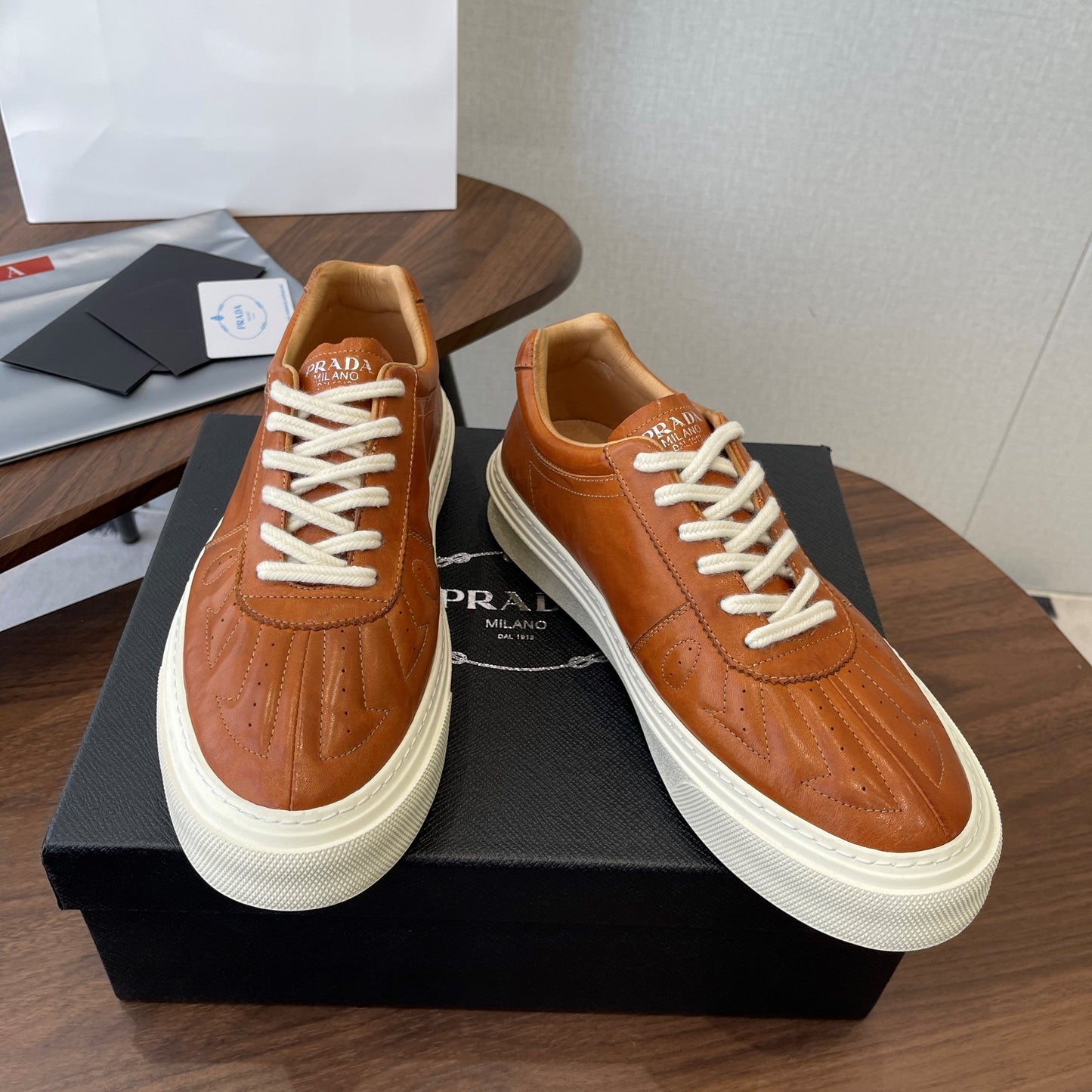 Prada 26s Sneaker Brown Stitched Pattern Leather 727640