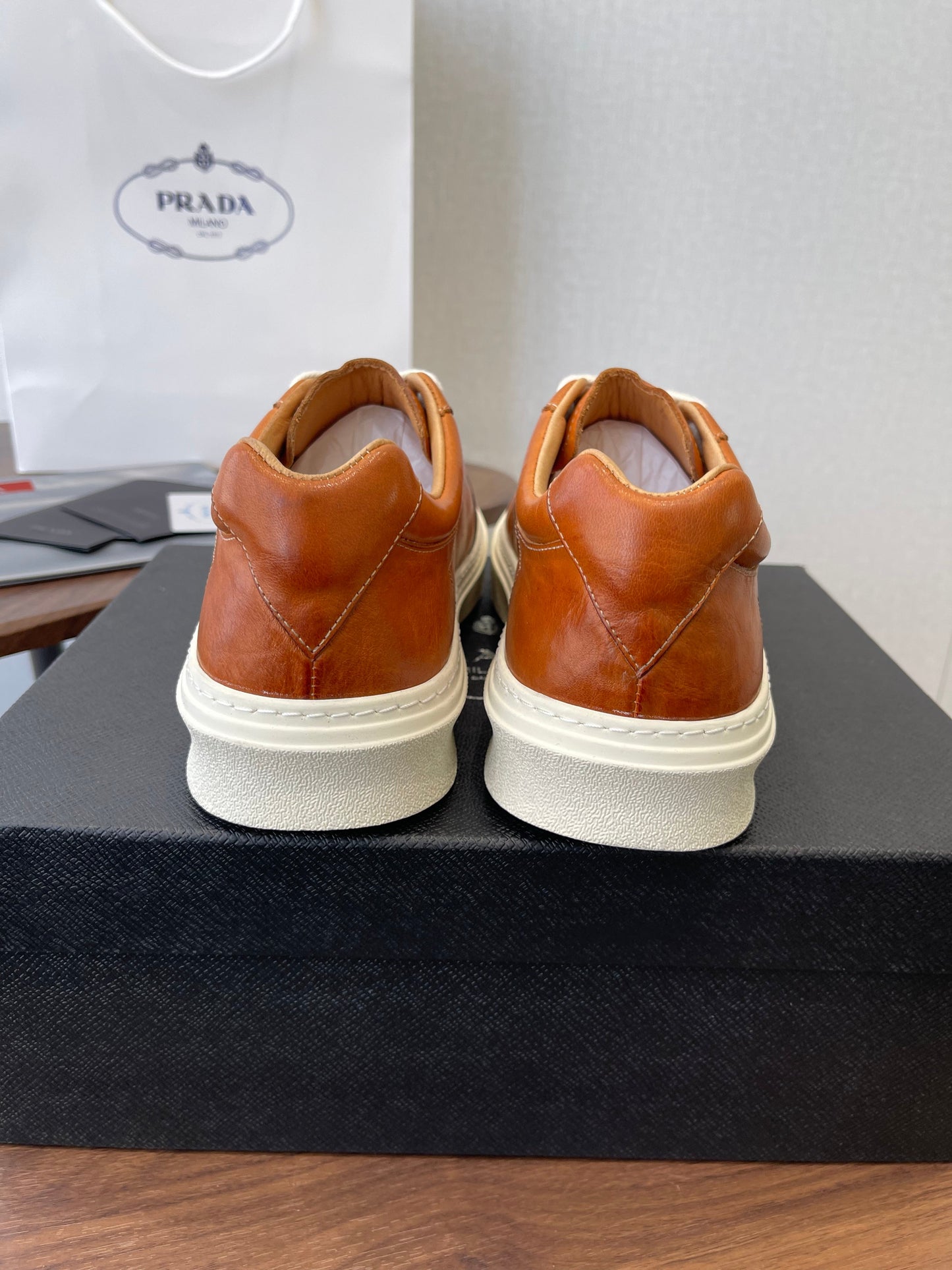 Prada 26s Sneaker Brown Stitched Pattern Leather 727640