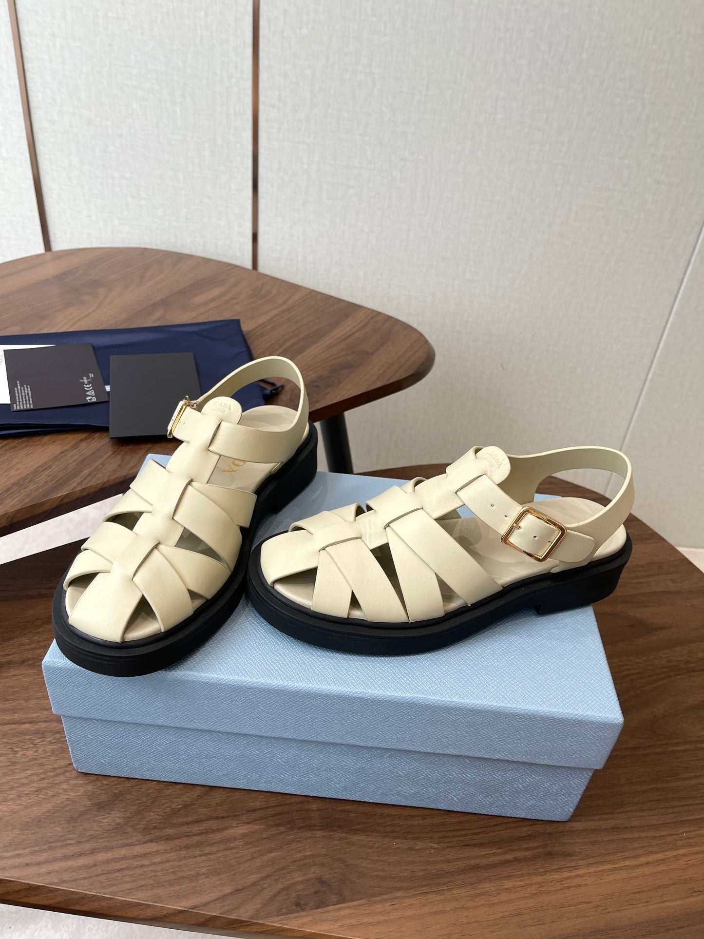 Prada 26s Fisherman's Sandals Ivory Leather 727673