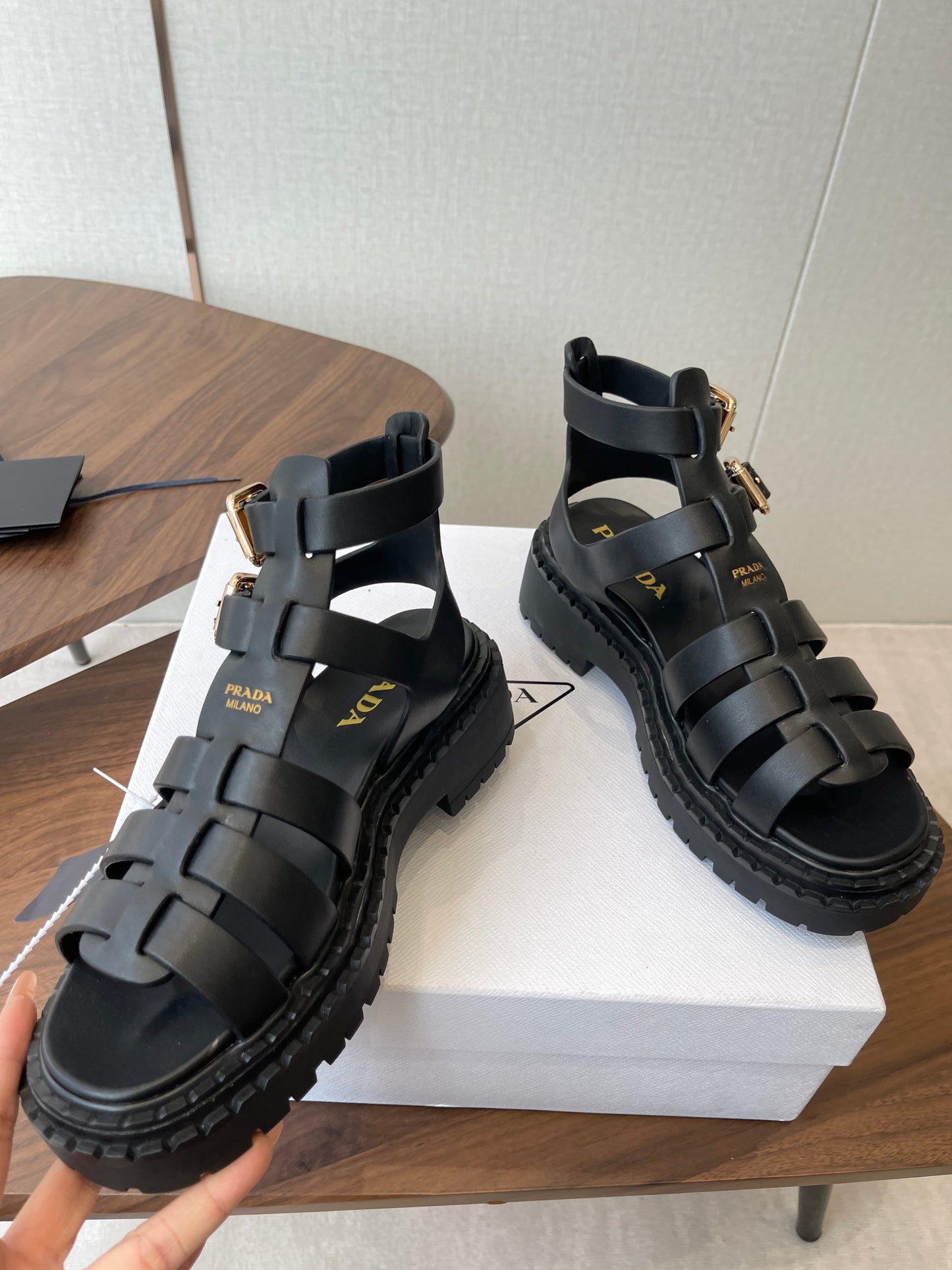 Prada Strappy Sandals 5.5cm Leather 728559