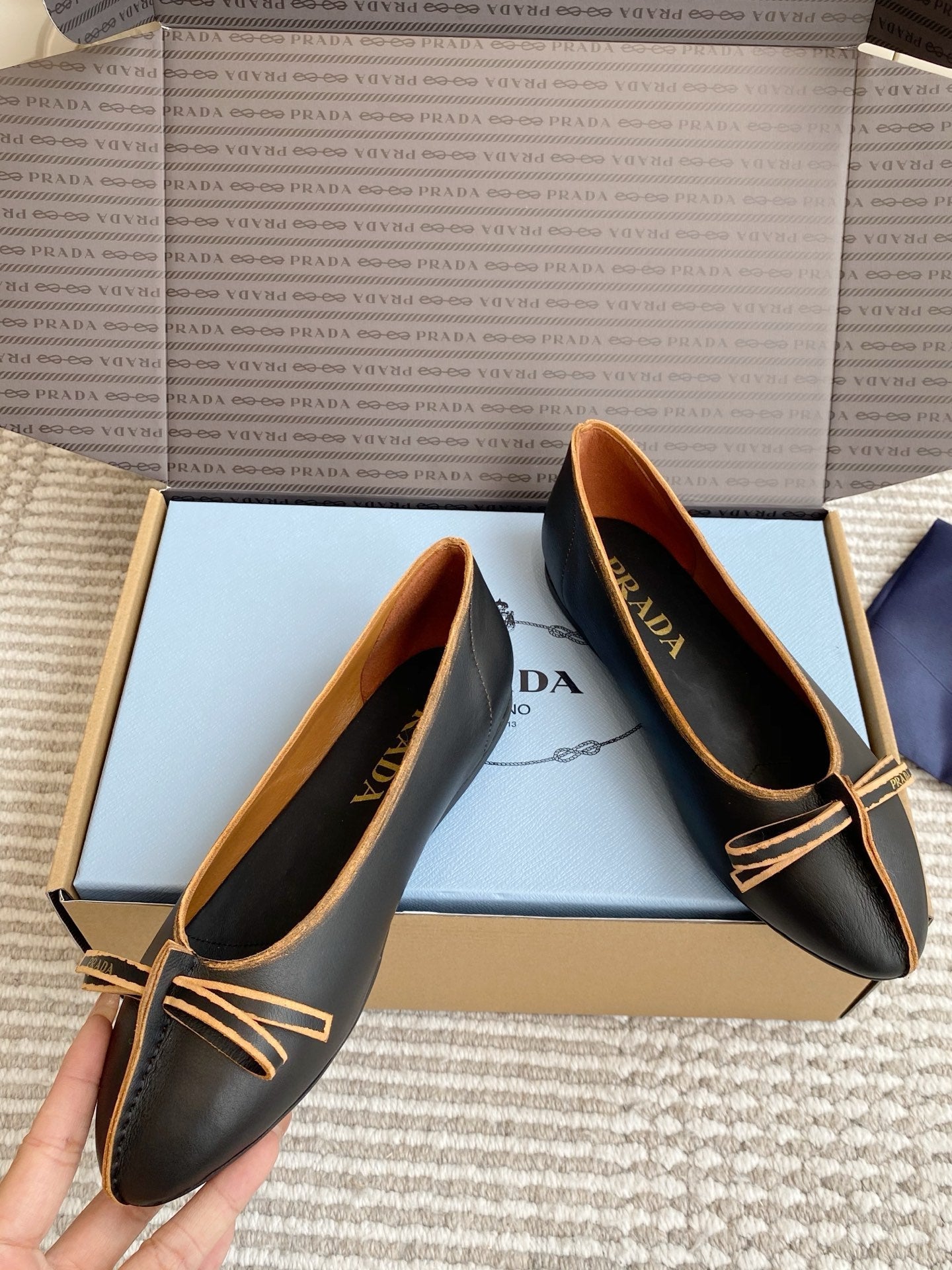 Prada 26s Antiqued Ballerinas Chalk Black Lambskin 859008