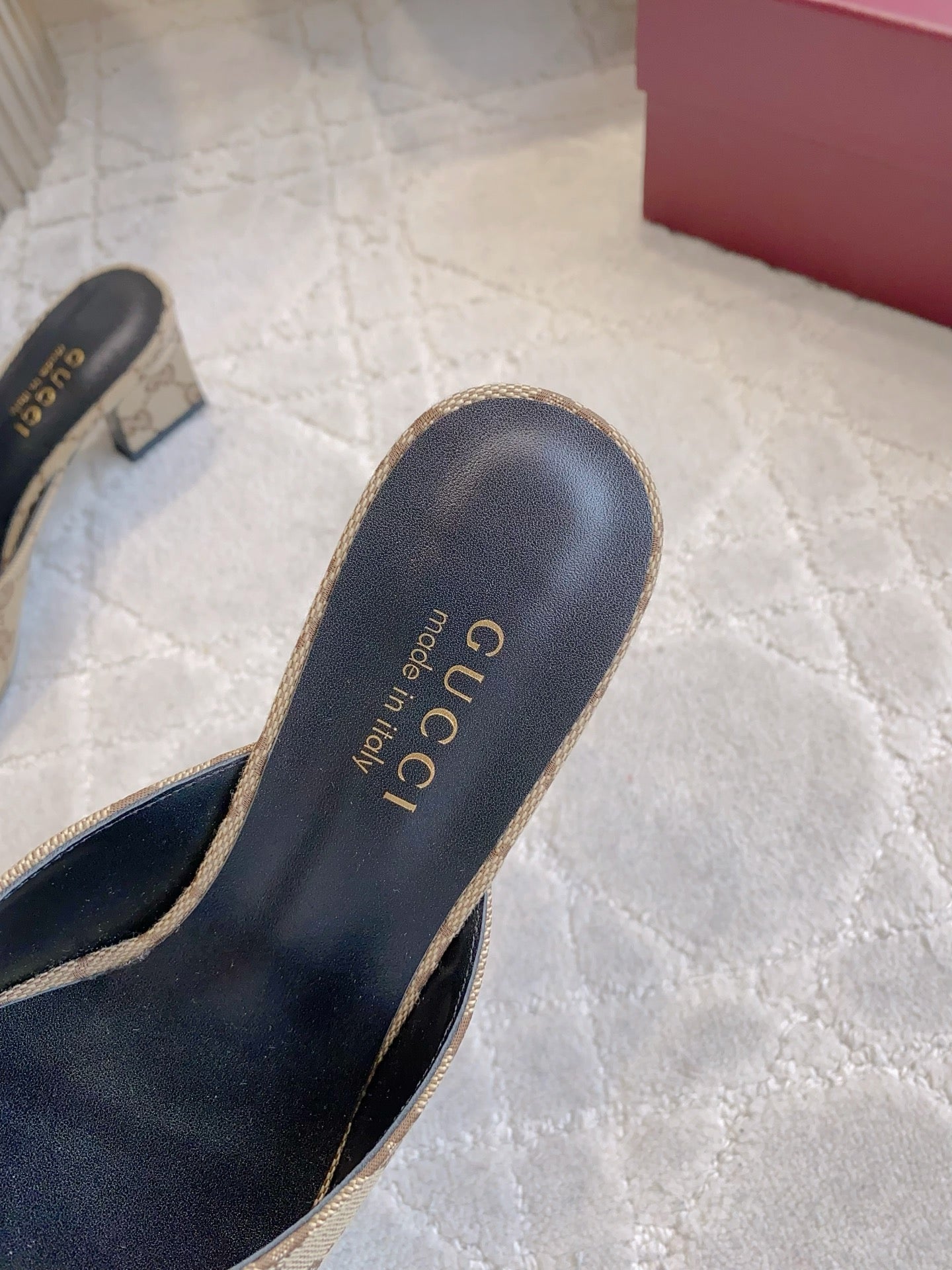 GG 26SS High-Heeled Sandals Beige Black Canvas Leather 644534