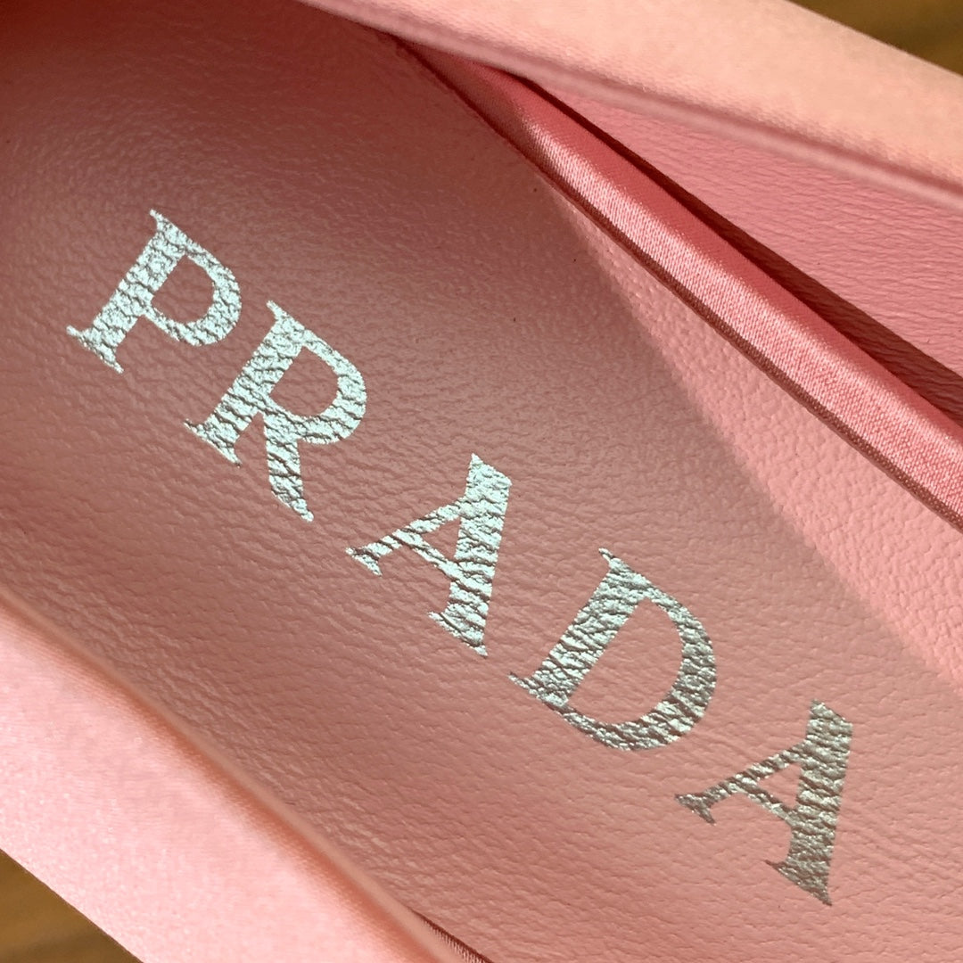 Prada Pumps 8.5cm Pink Satin Sliver Patent Leather 896190