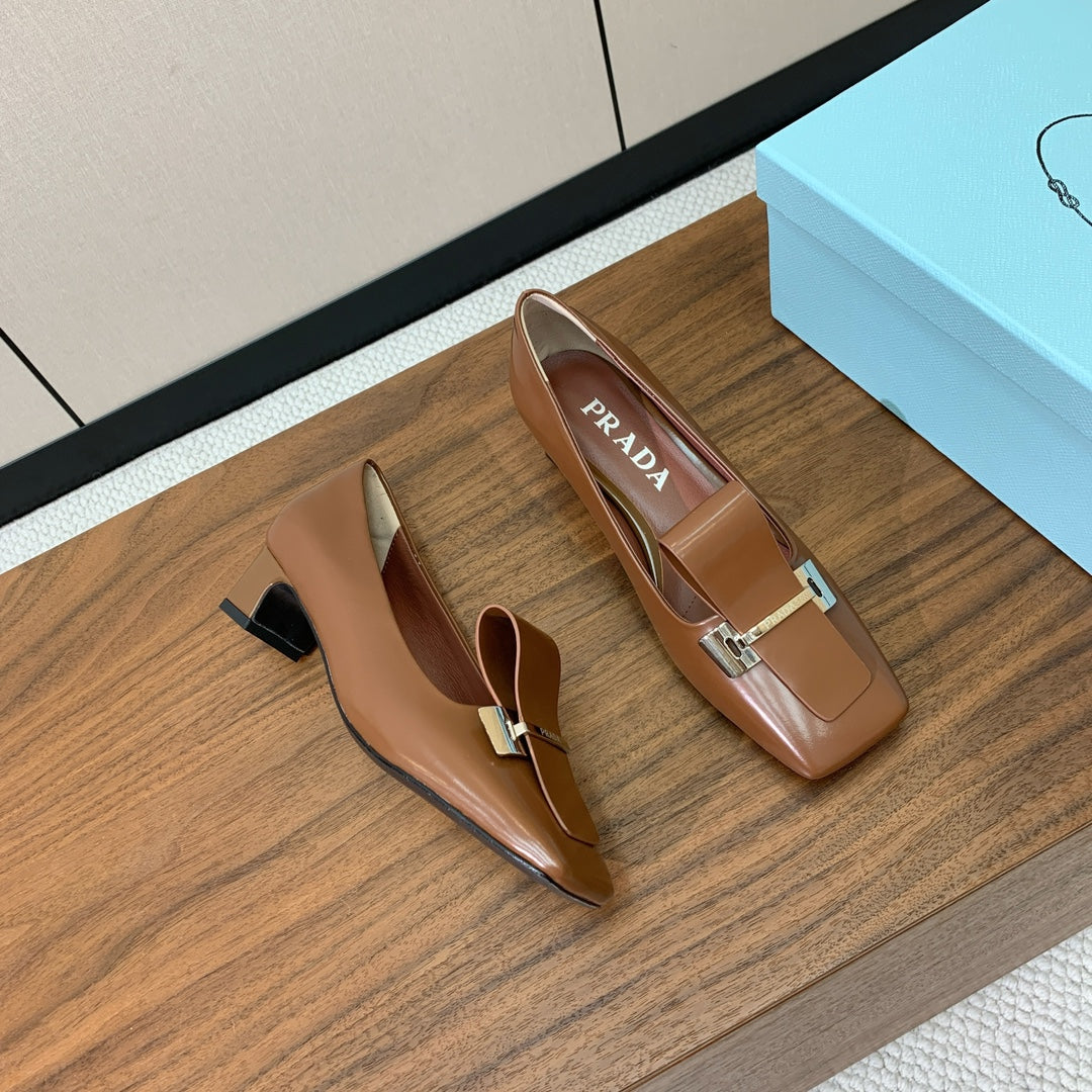 Prada Mary Jane 4.5cm Brown Glossy Leather 896181