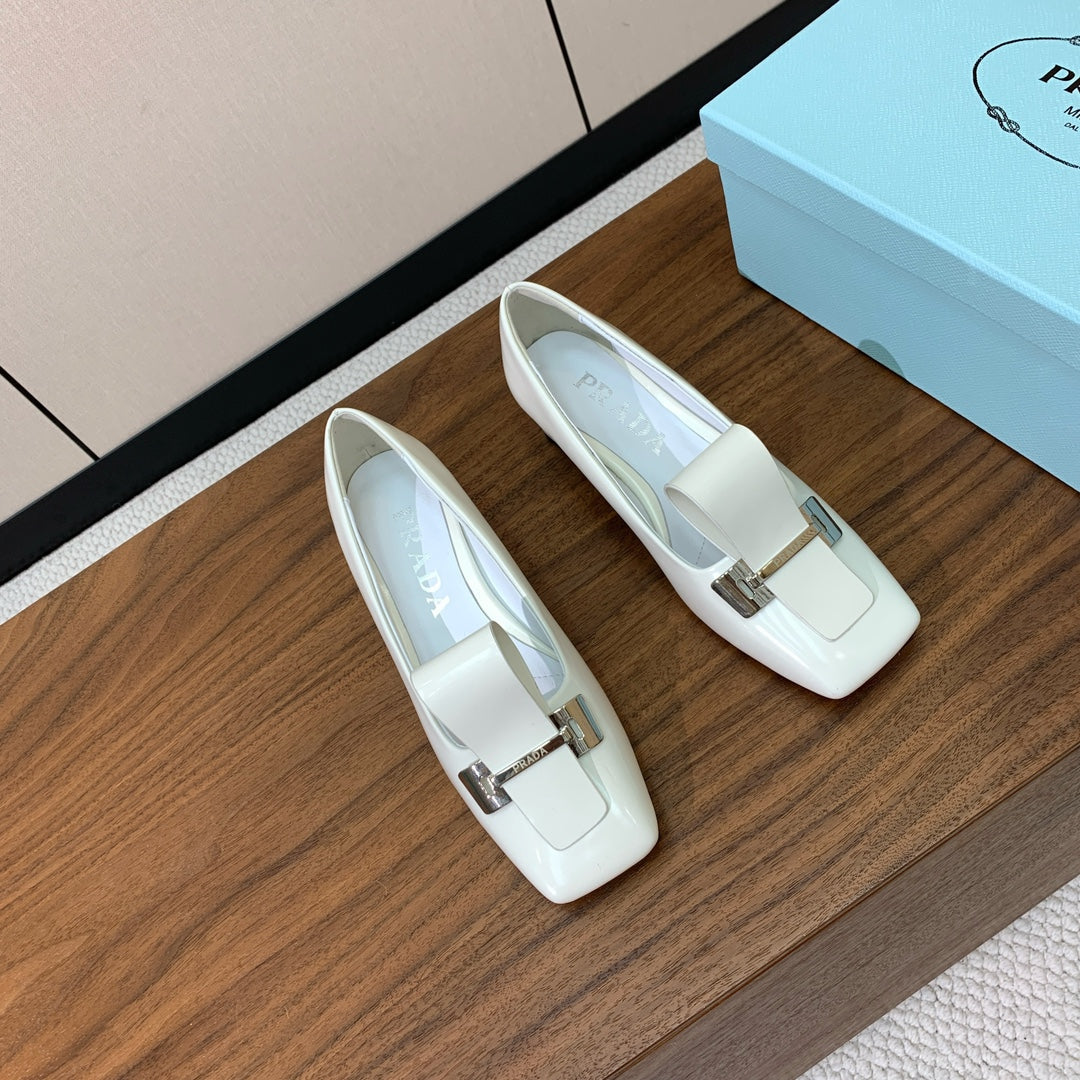 Prada Mary Jane 4.5cm White Glossy Leather 896182