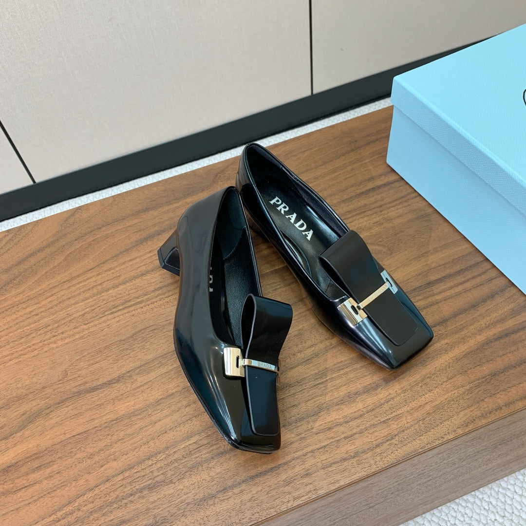 Prada Mary Jane 4.5cm Black Glossy Leather 896183