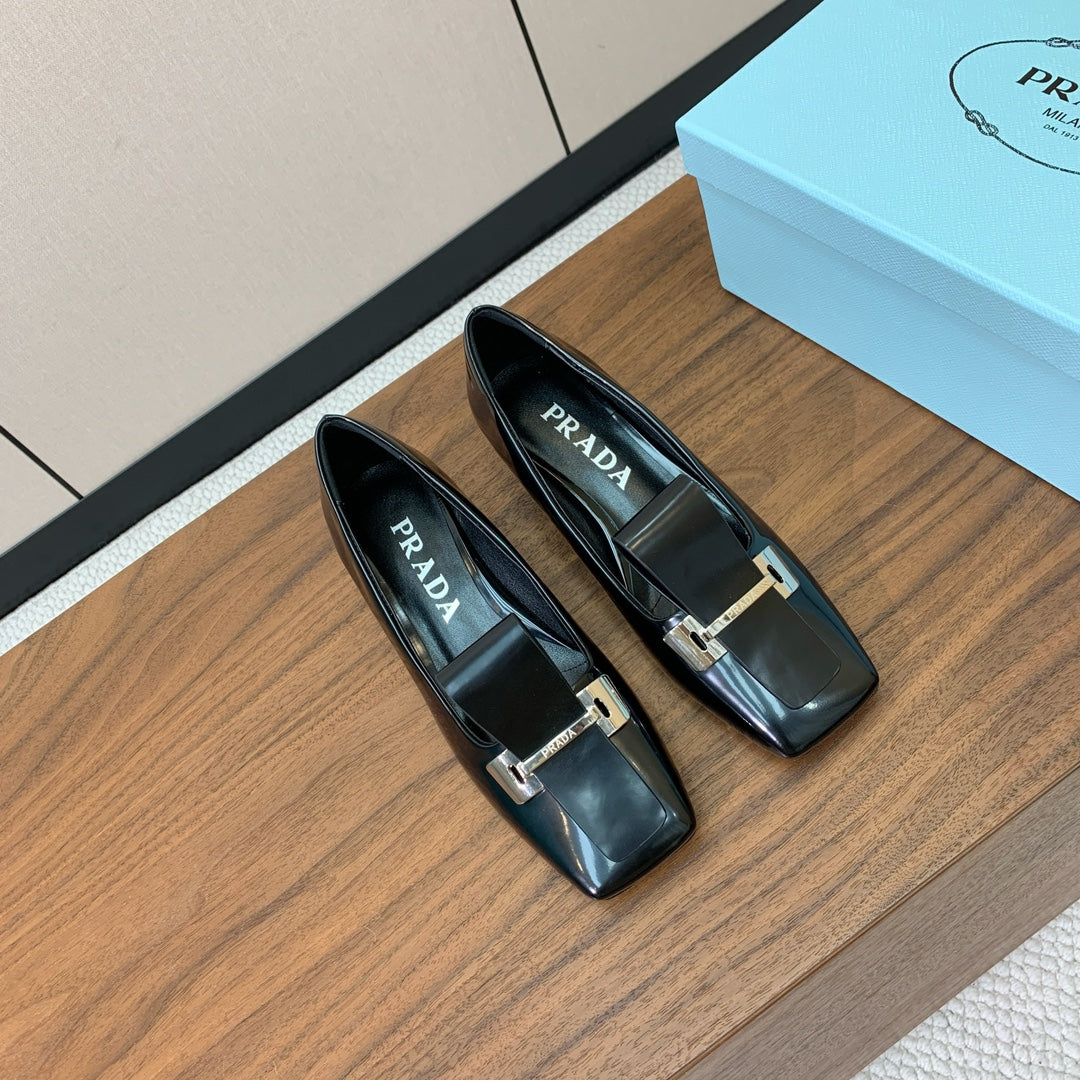 Prada Mary Jane 4.5cm Black Glossy Leather 896183