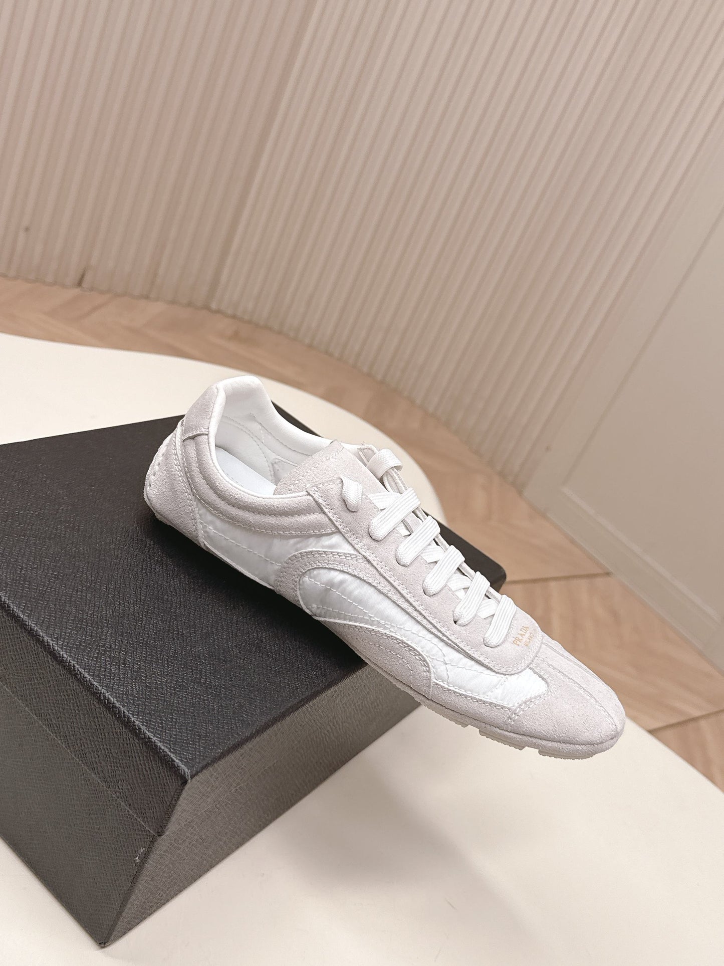 Prada 26ss German Training Light Grey Suede Re Nylon 644208