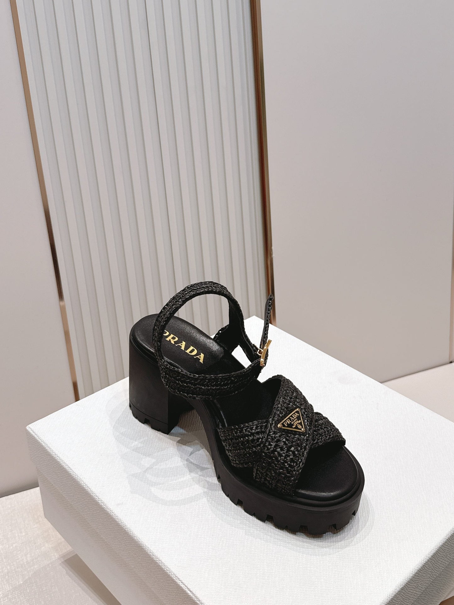 Prada 26s Monolith Sandals Black Raffia Rubber 838135