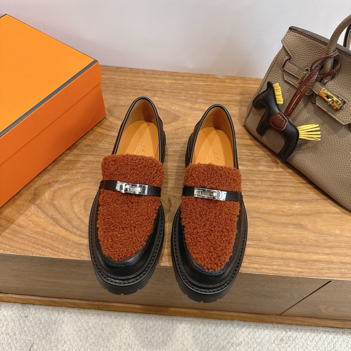 HM 26ss Loafers Black Brown Wool Calfskin 638436